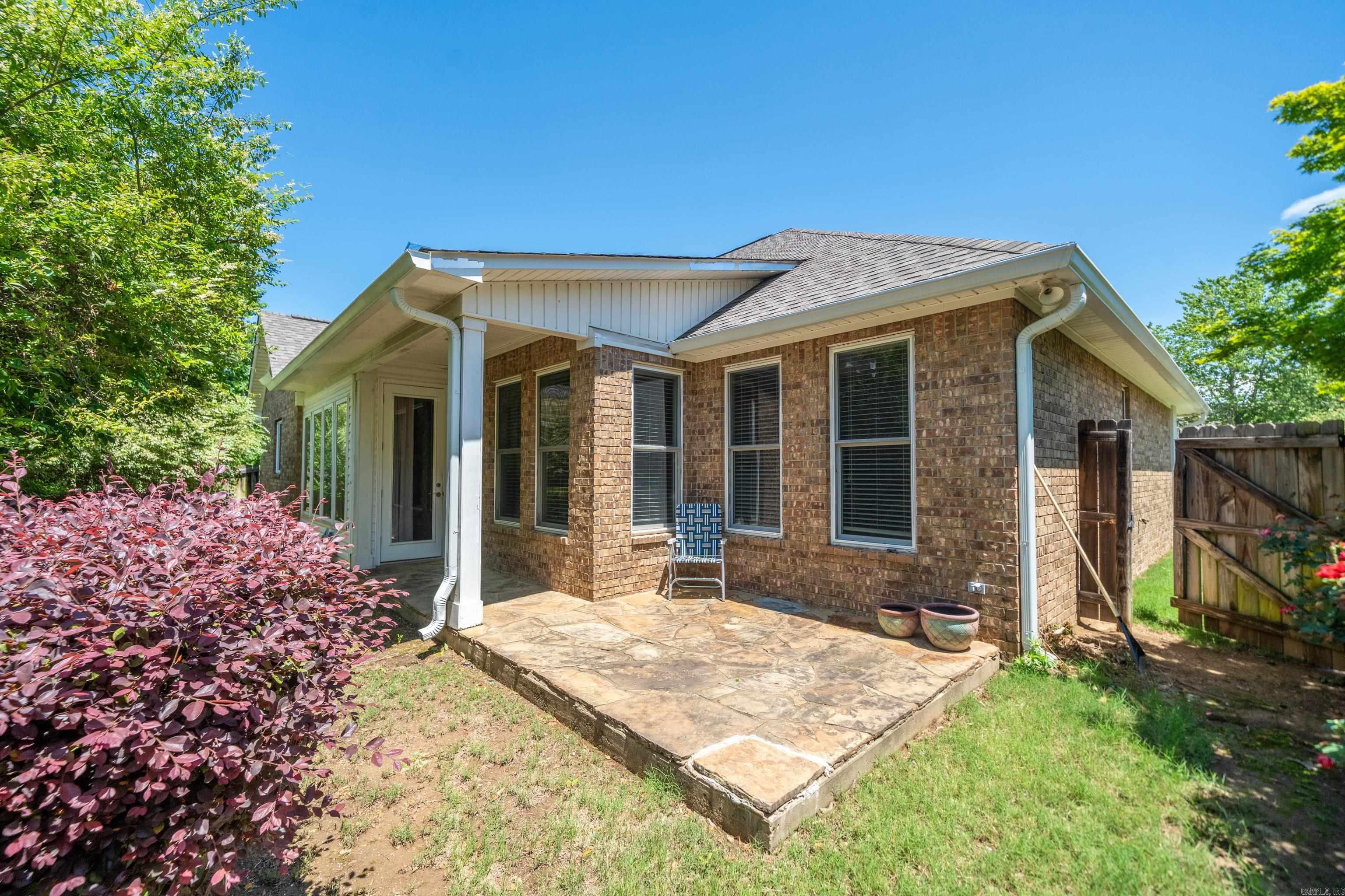 124 Garden View
