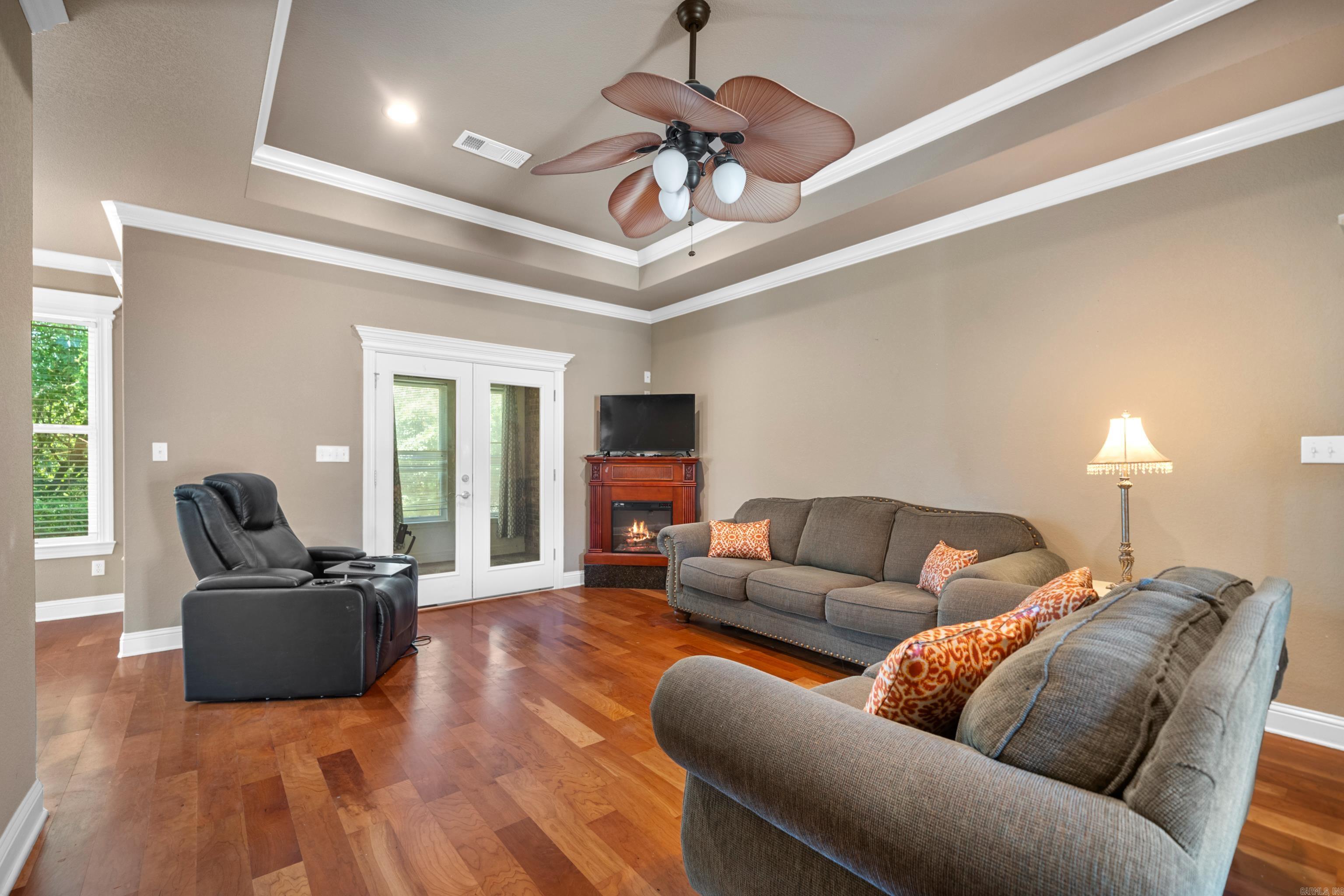 124 Garden View
