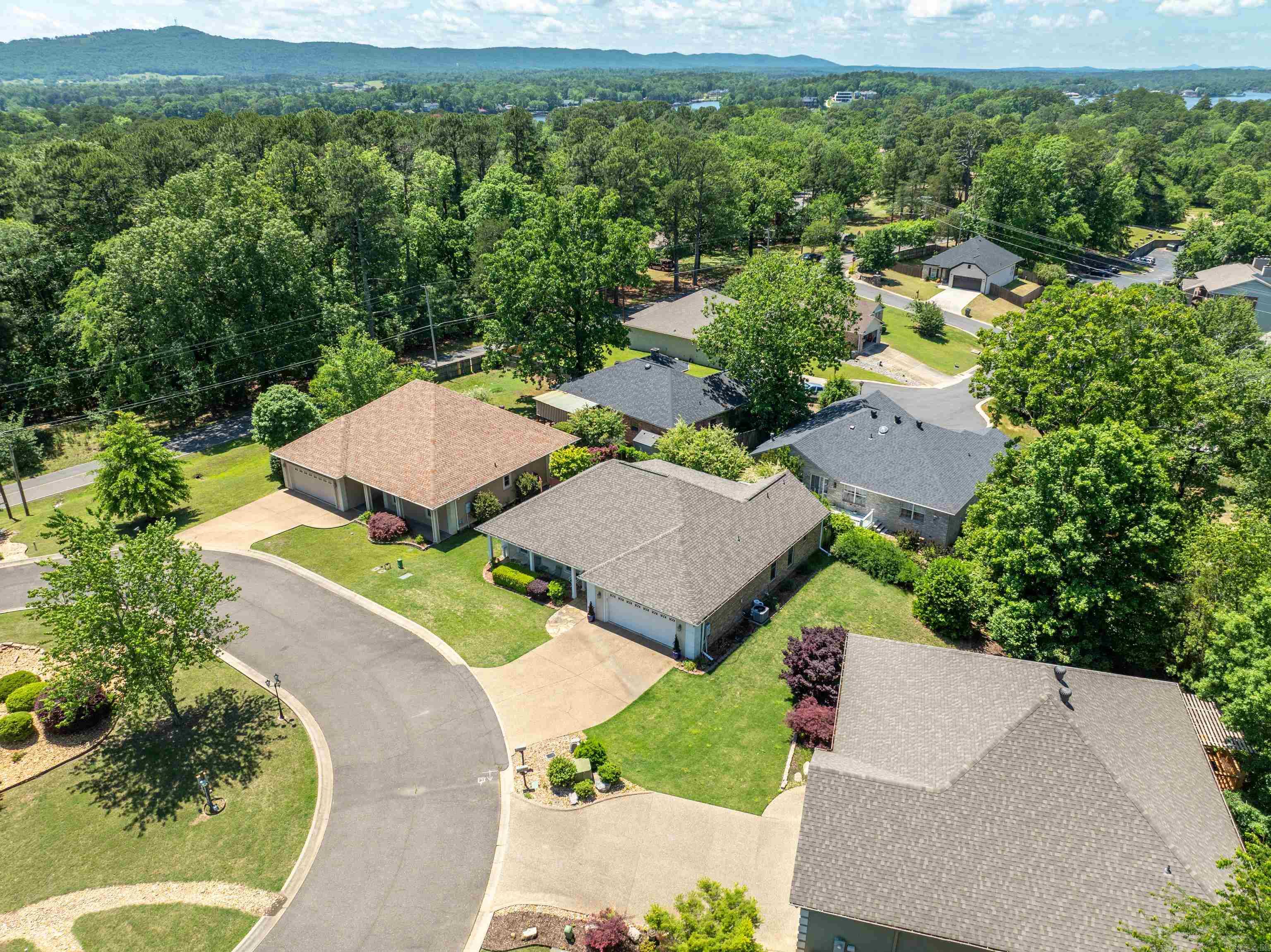 124 Garden View