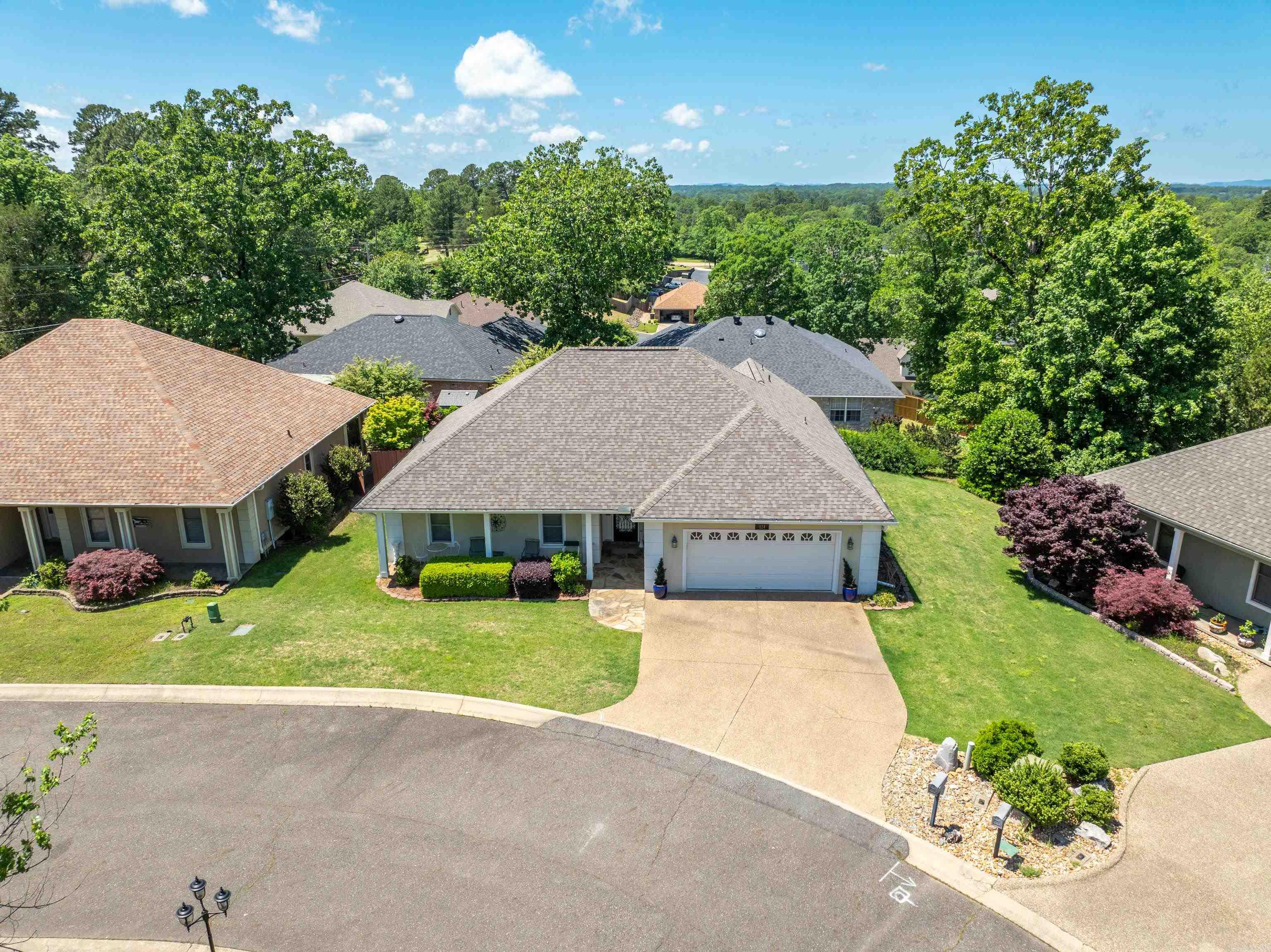 124 Garden View