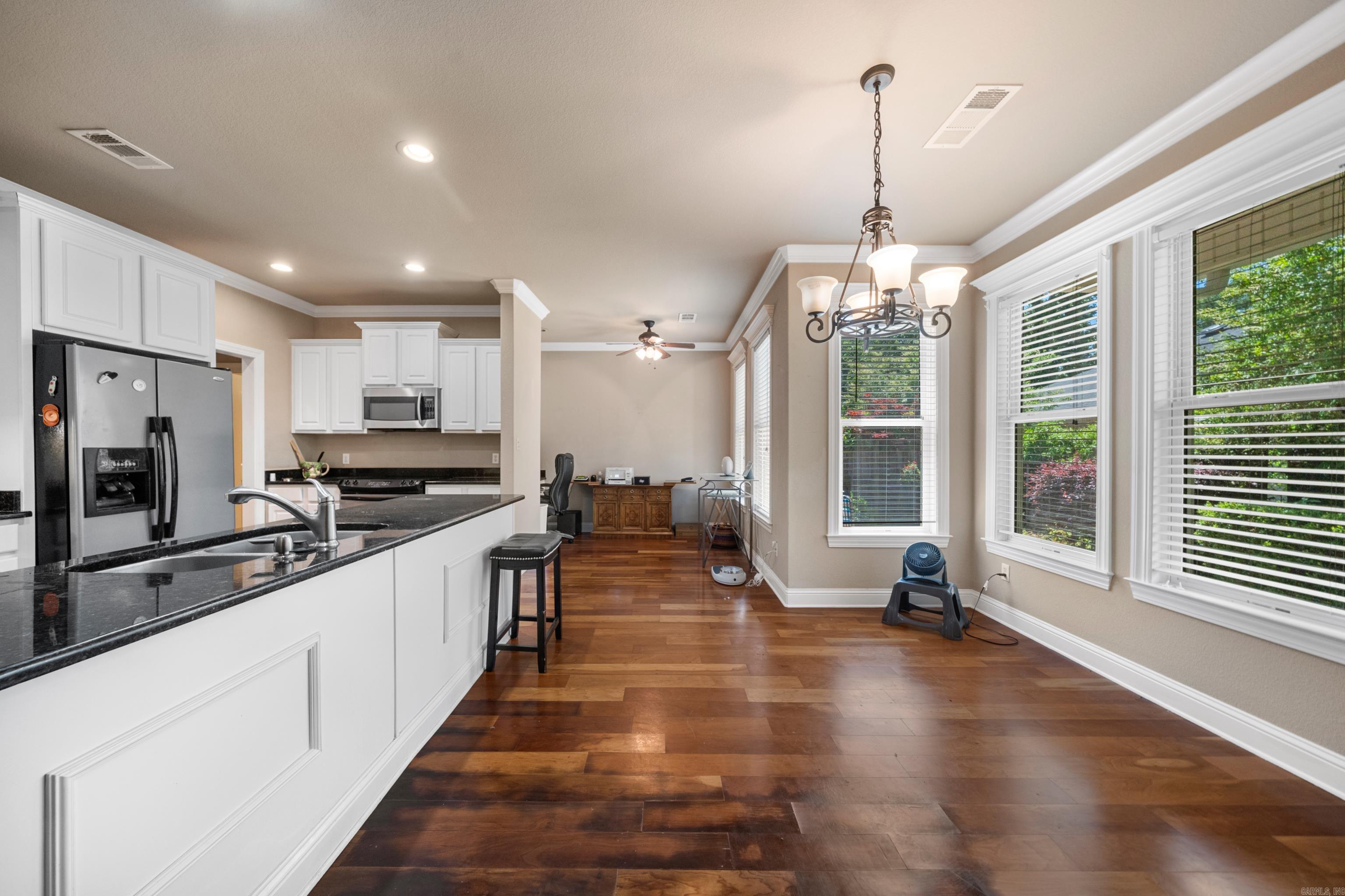 124 Garden View