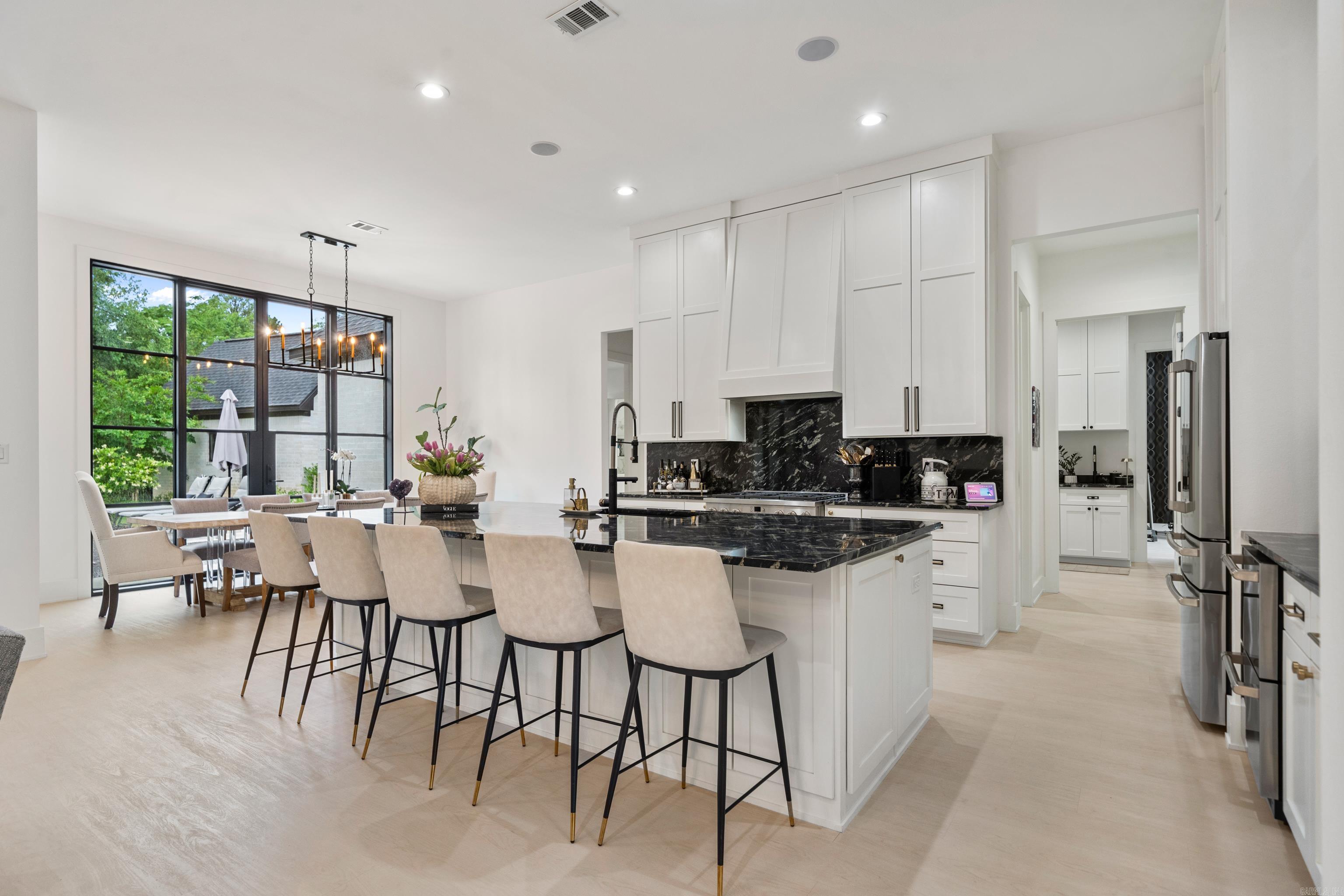 144 Thornbury Court