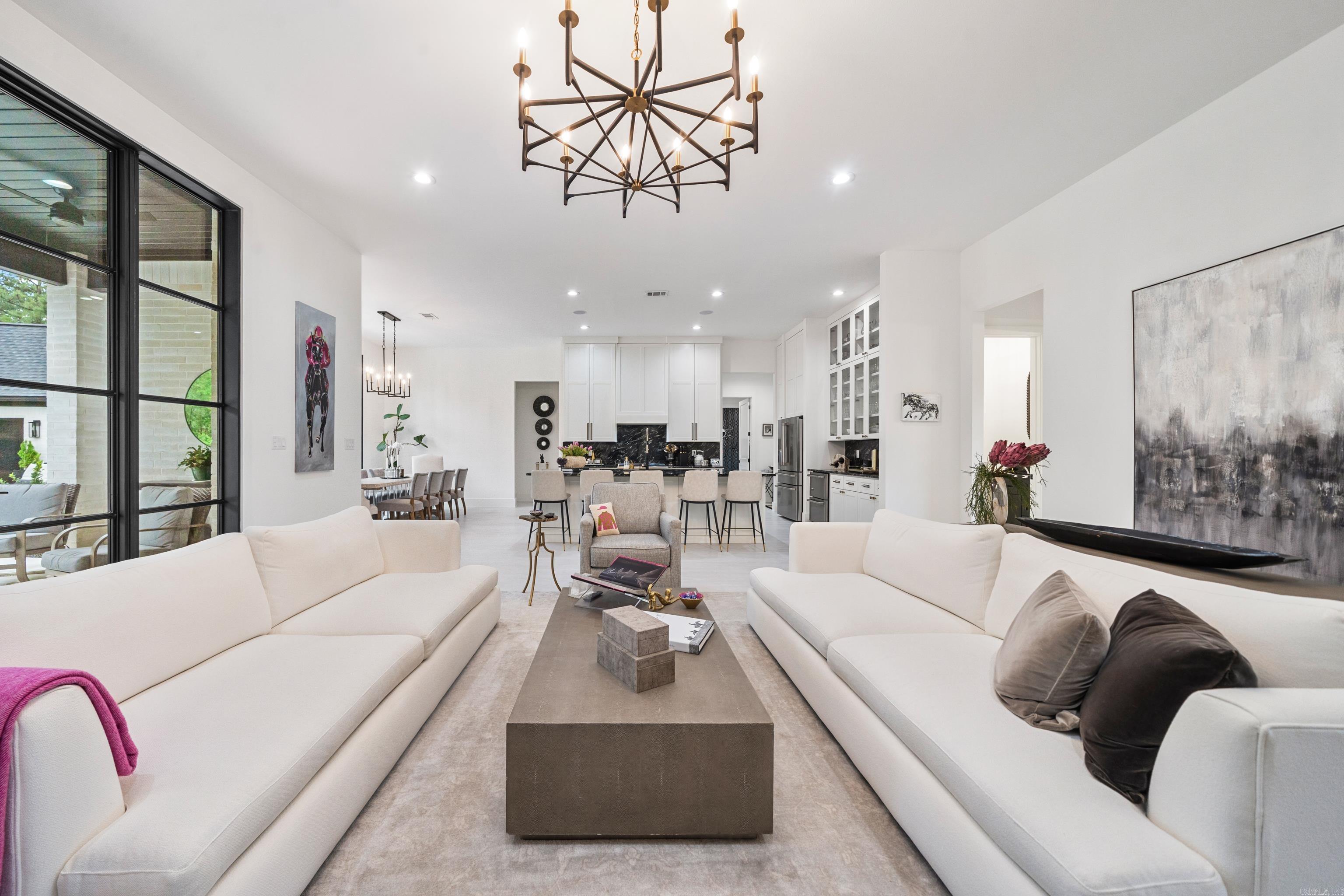 144 Thornbury Court