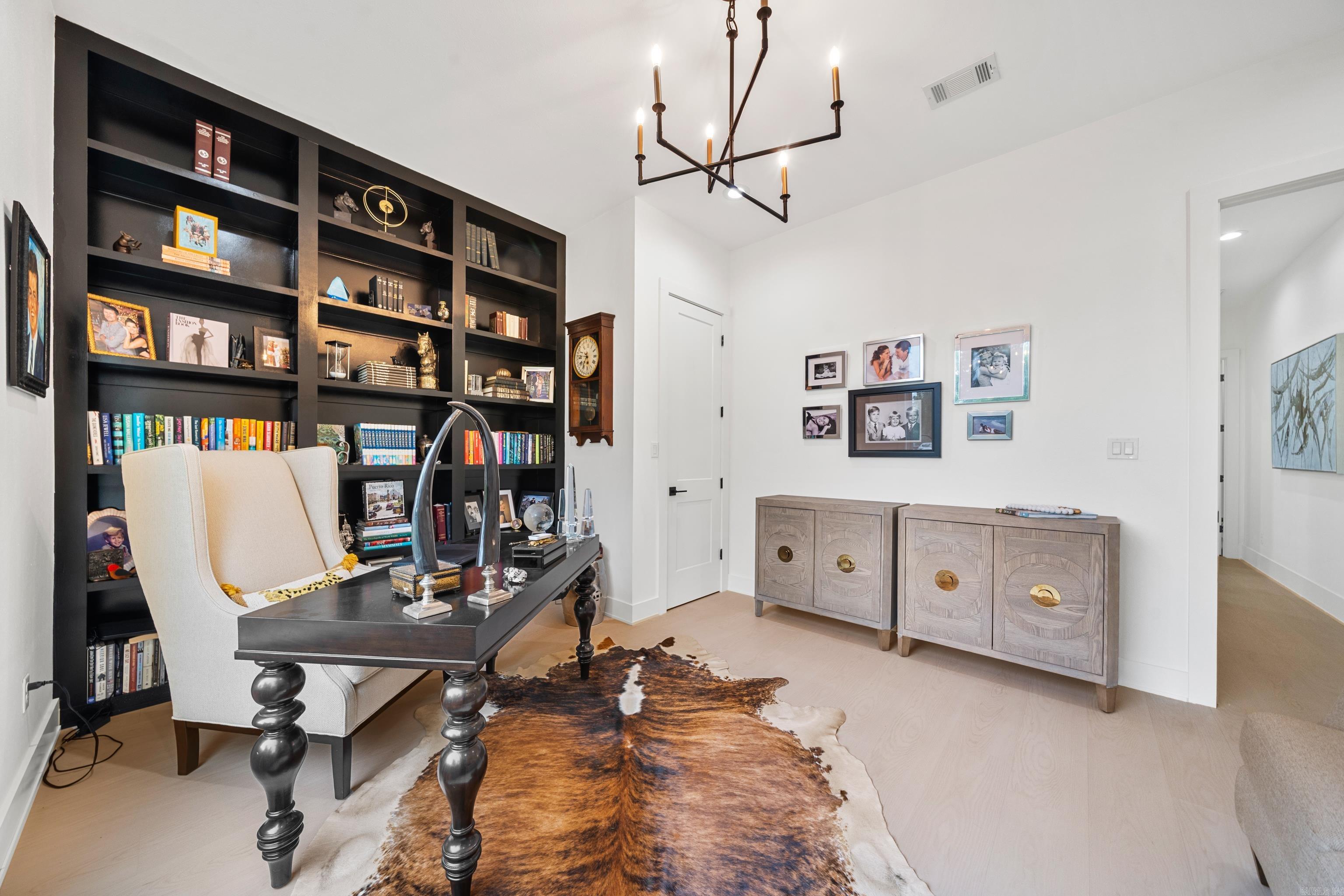 144 Thornbury Court