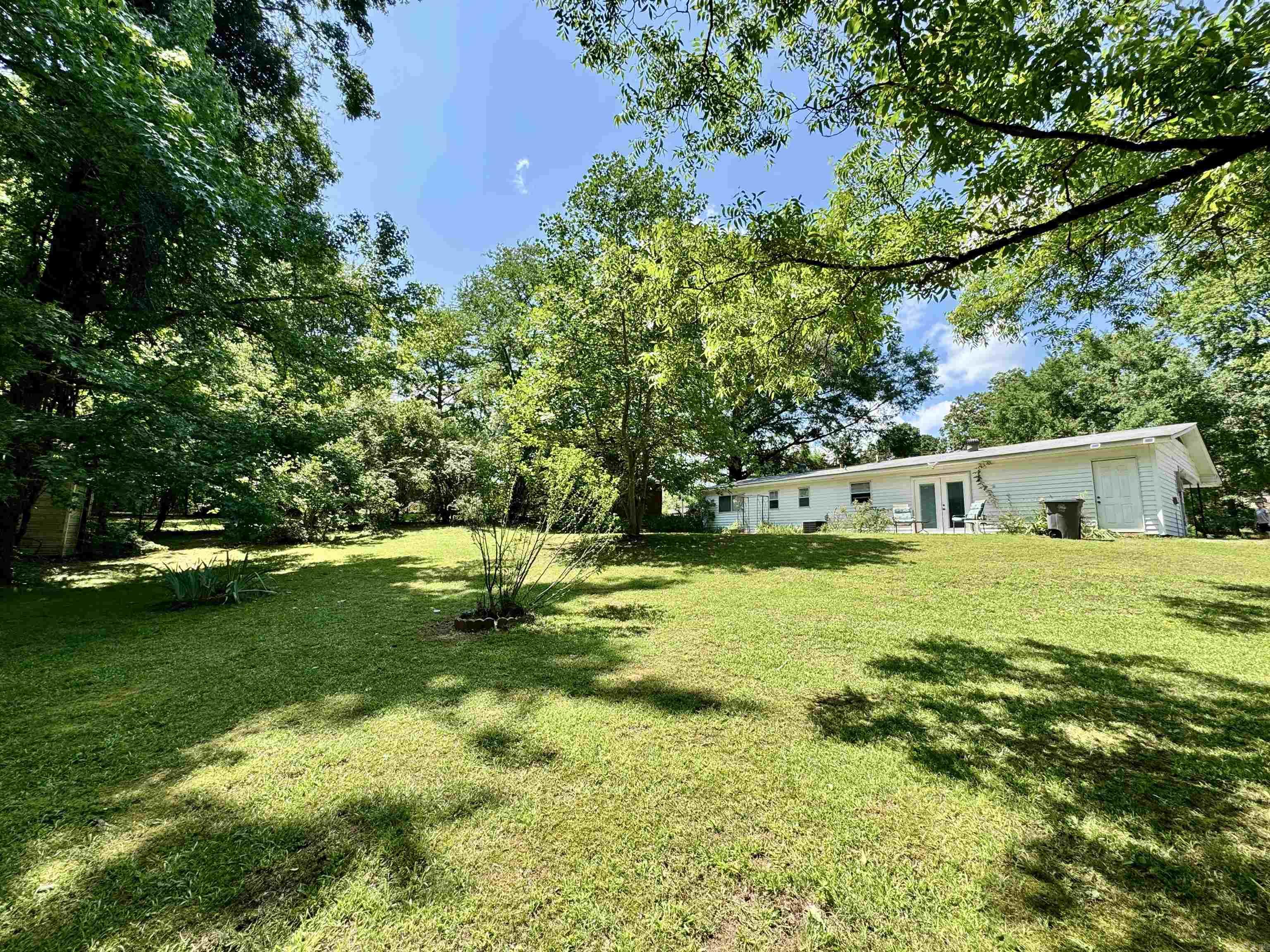 218 Columbia Hills Street