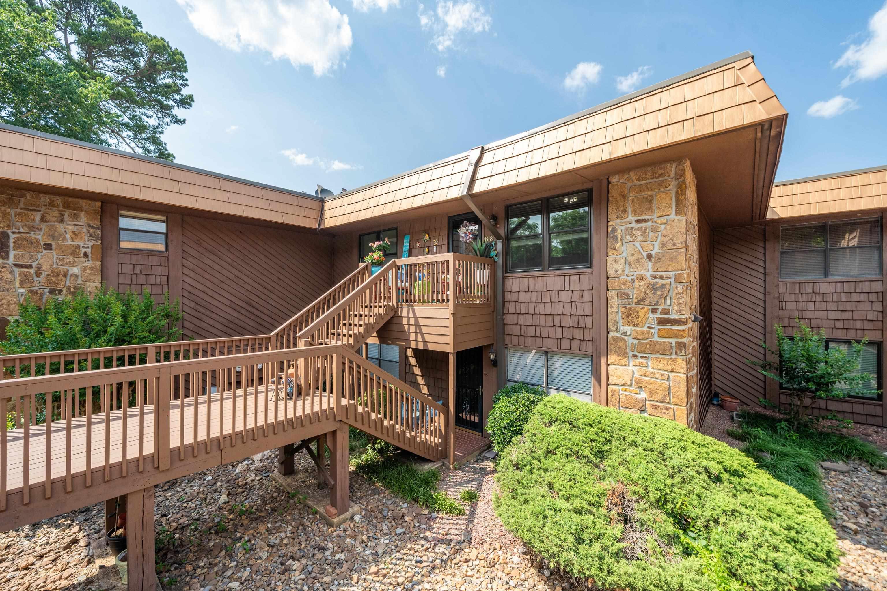 1412 AIRPORT RD