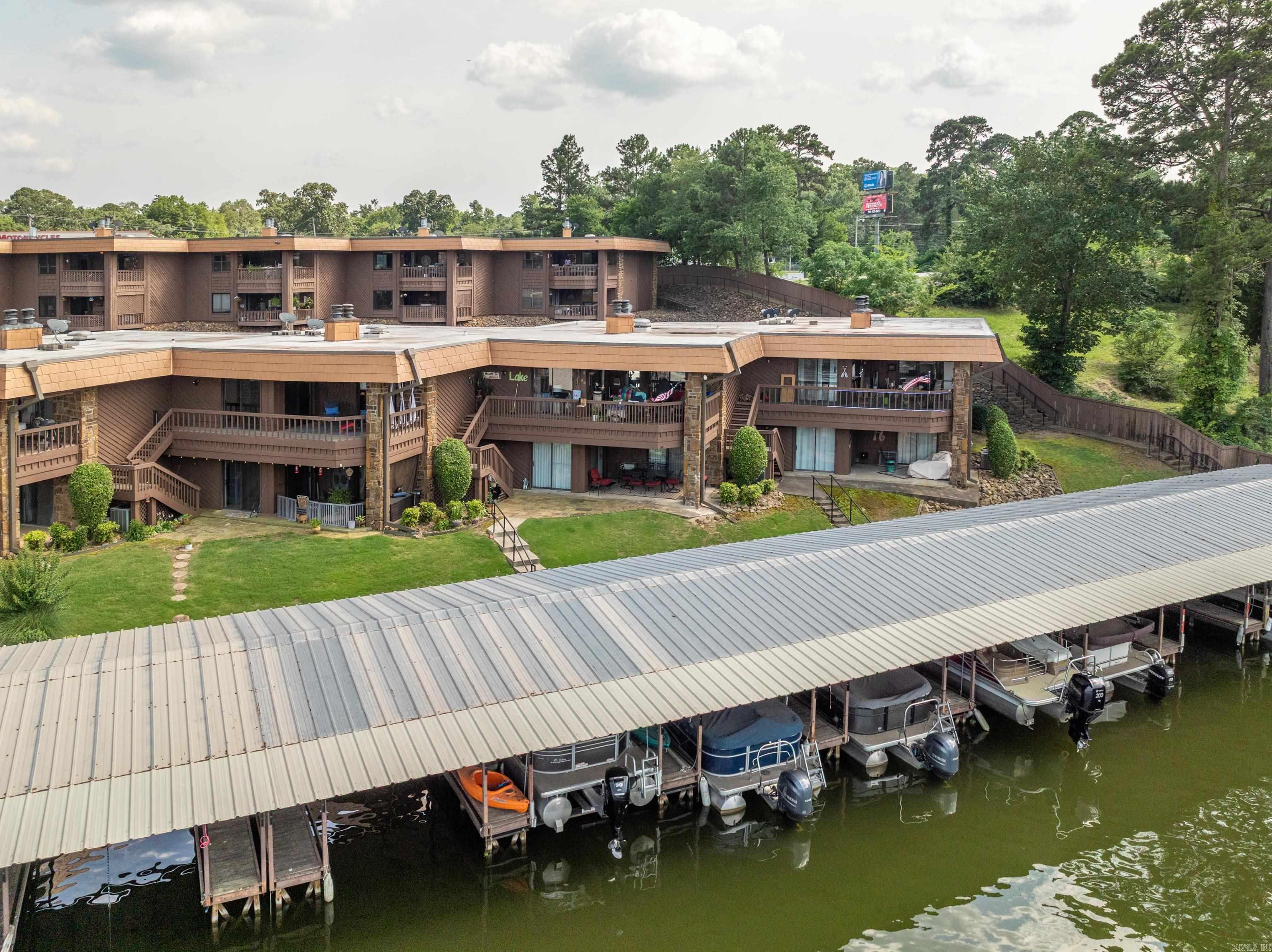 1412 AIRPORT RD