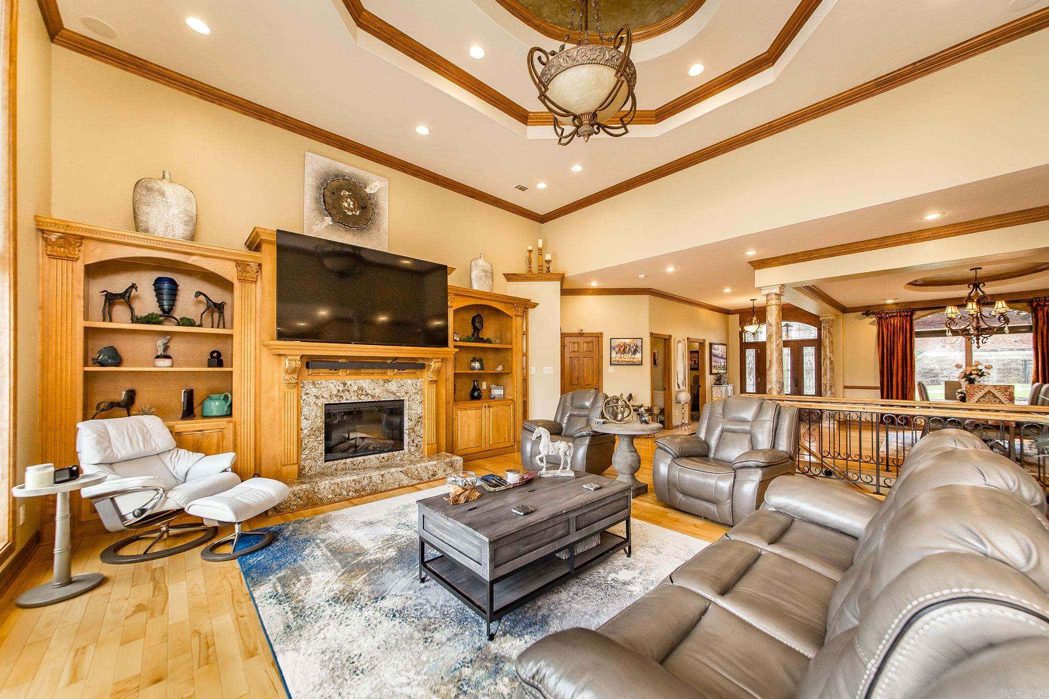 81 Stonegate Terrace