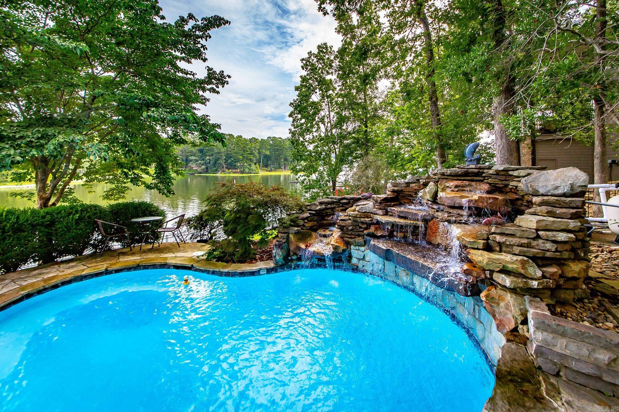 81 Stonegate Terrace