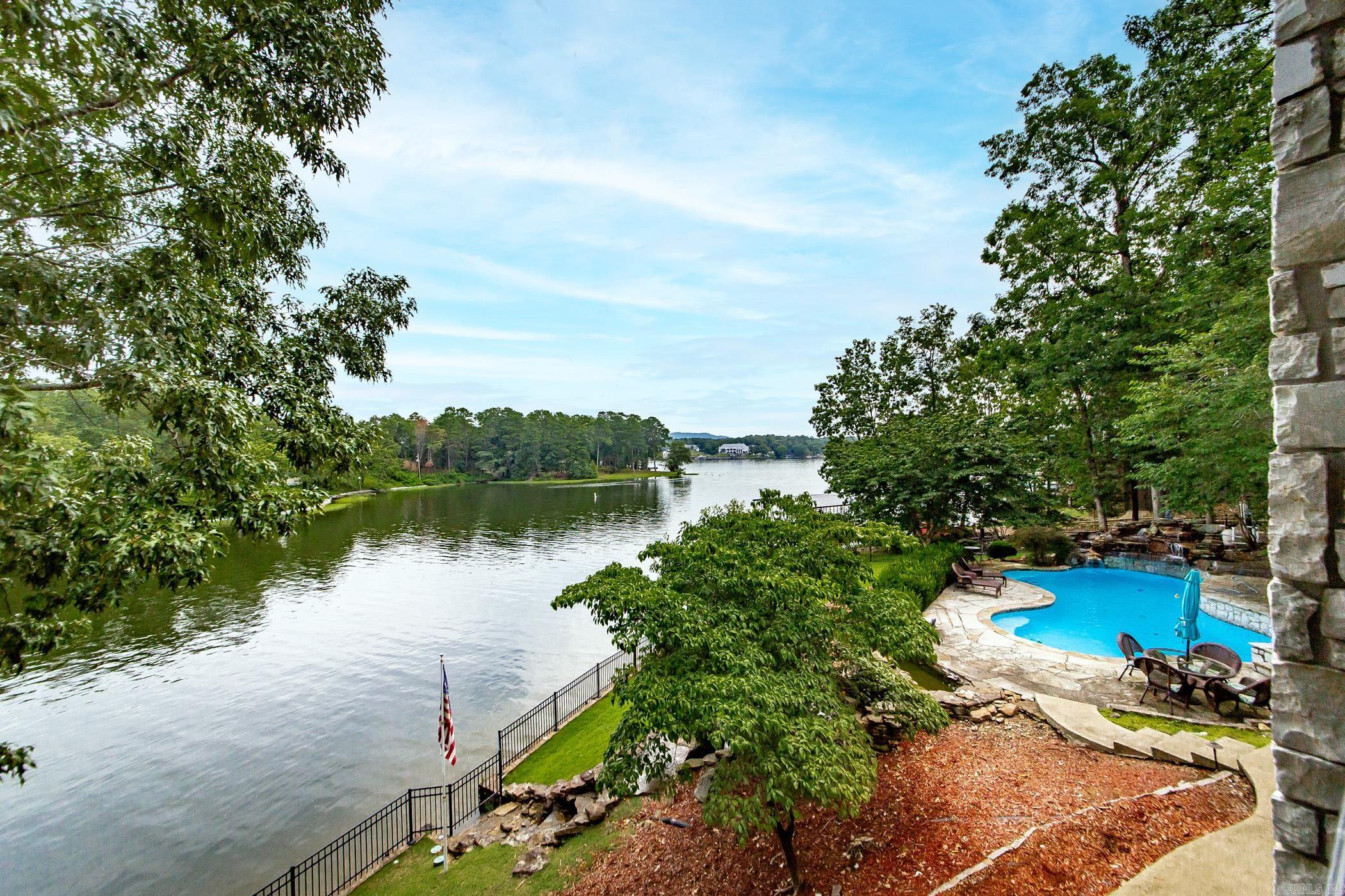 81 Stonegate Terrace