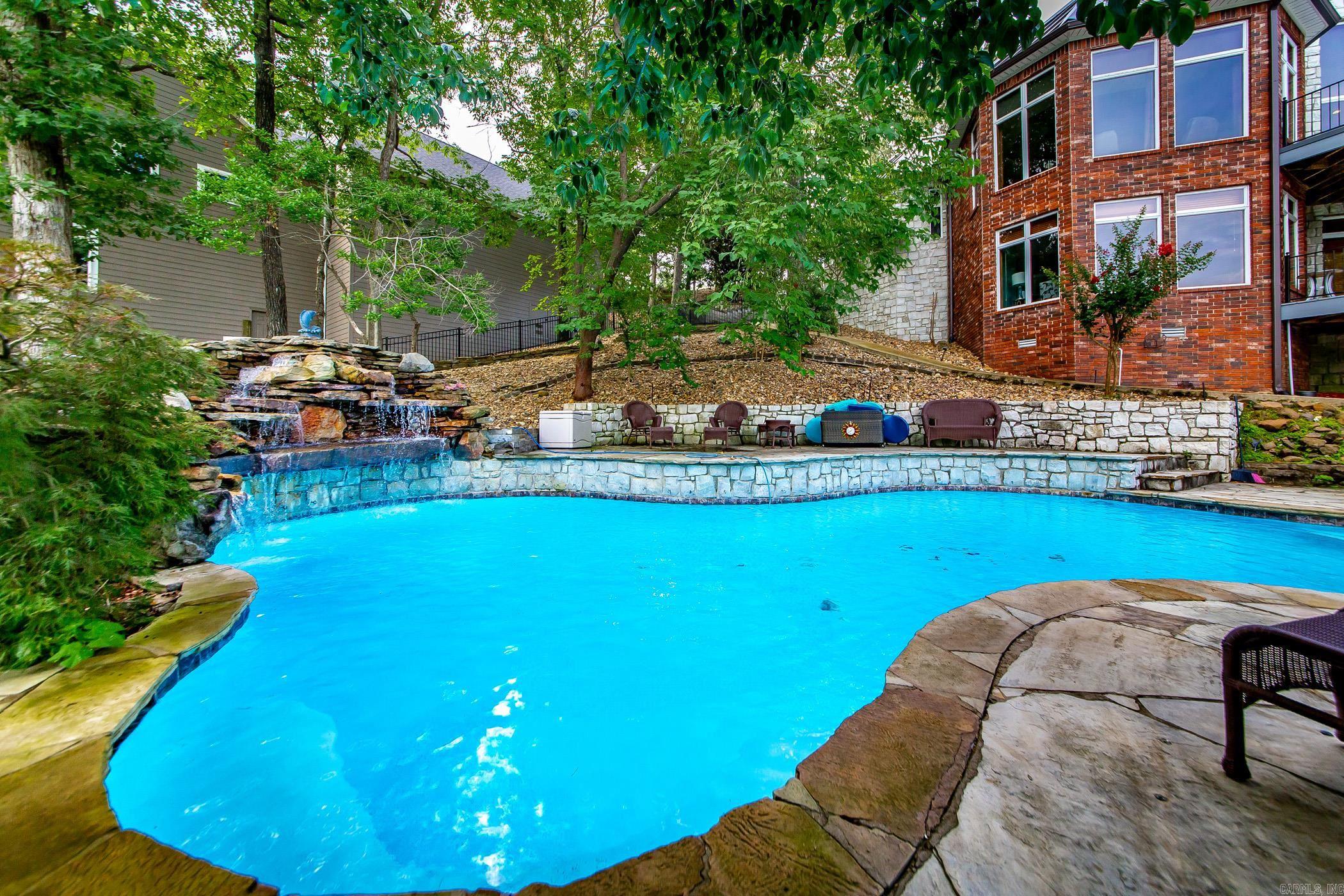 81 Stonegate Terrace