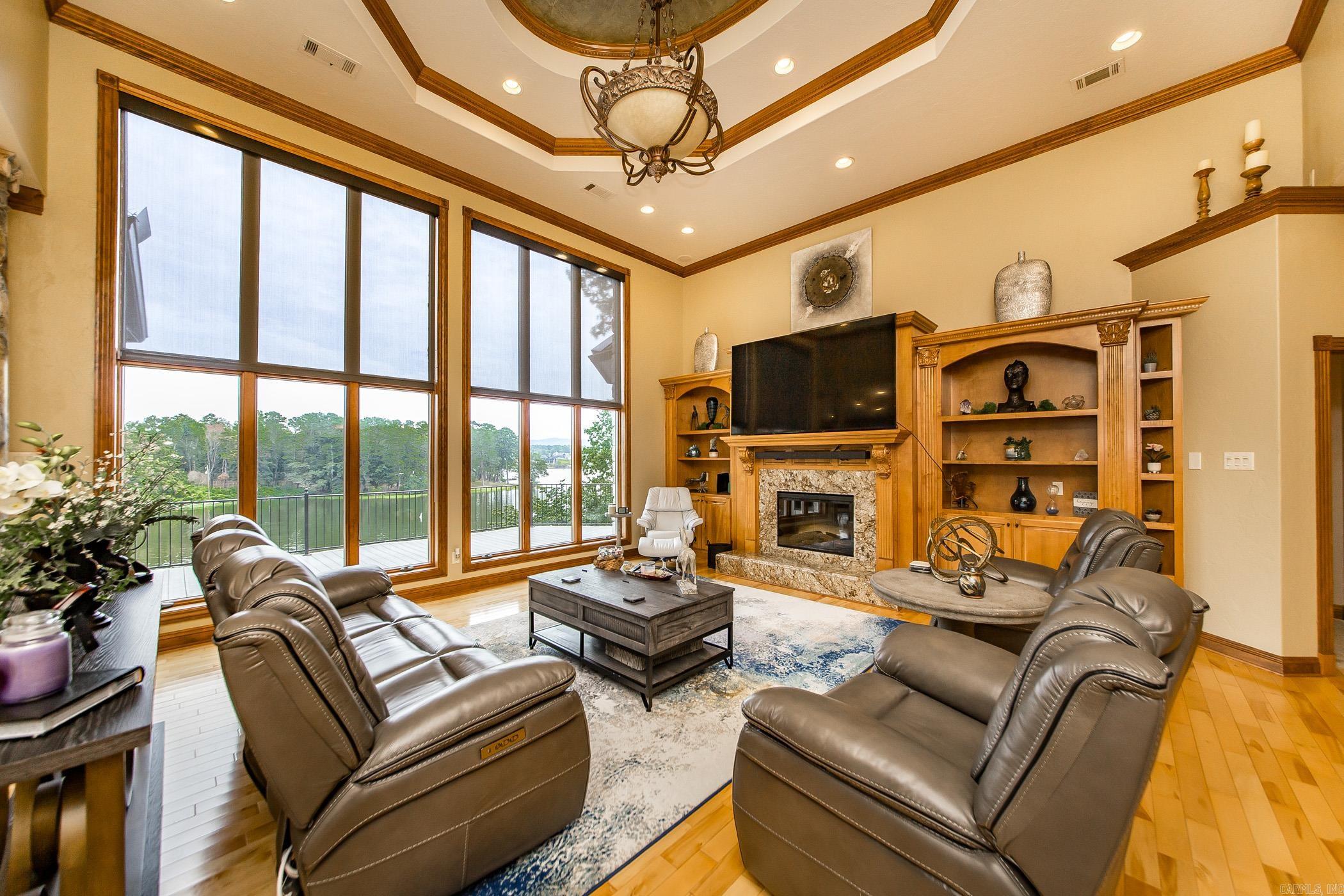 81 Stonegate Terrace