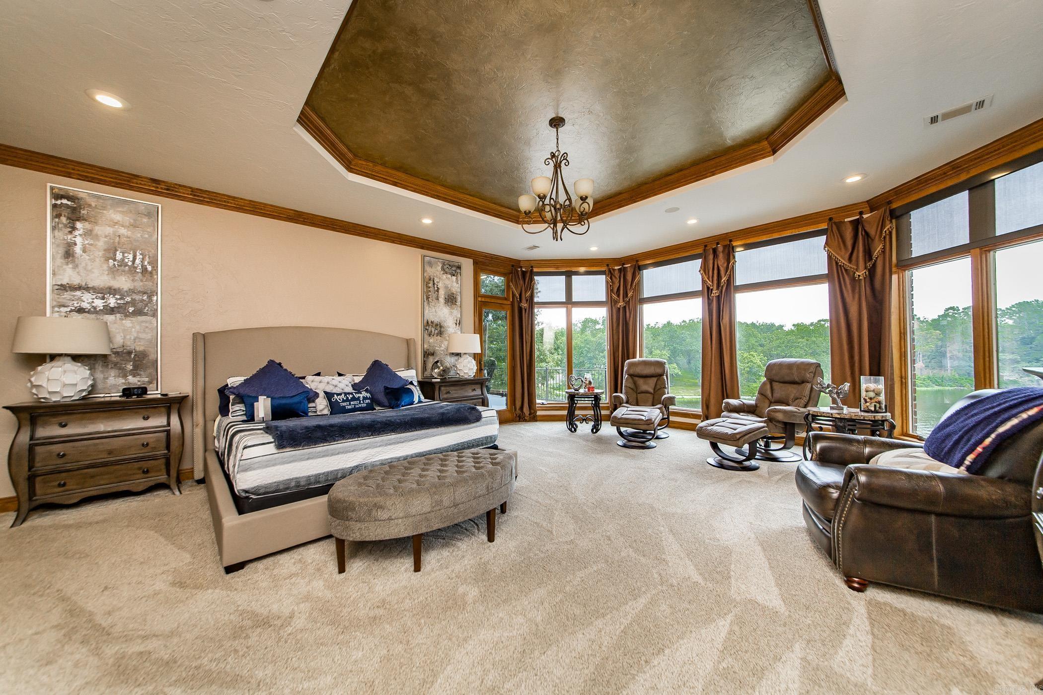 81 Stonegate Terrace