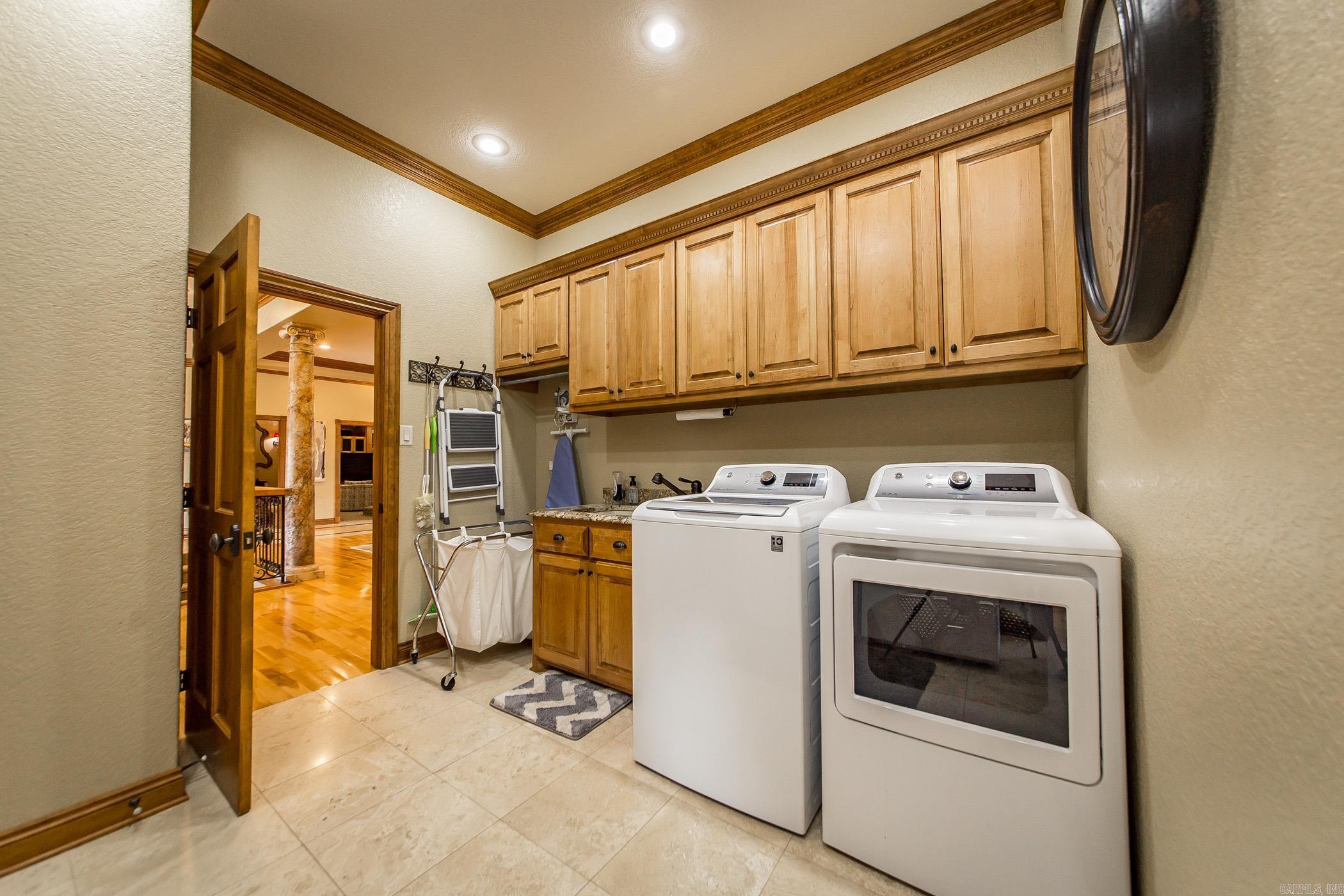 81 Stonegate Terrace