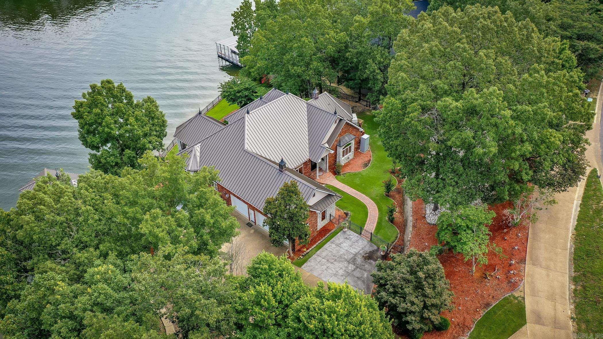 81 Stonegate Terrace