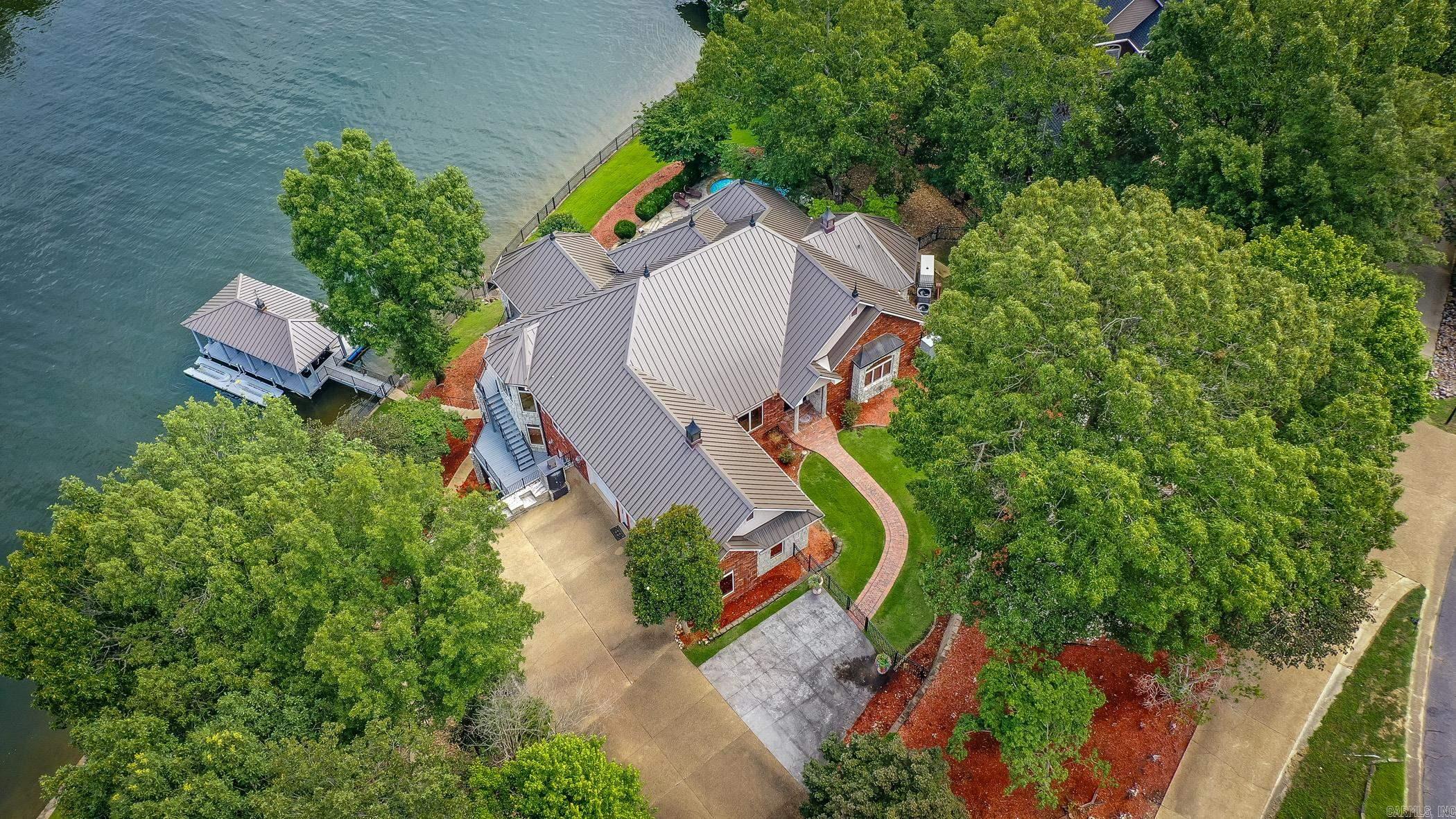 81 Stonegate Terrace