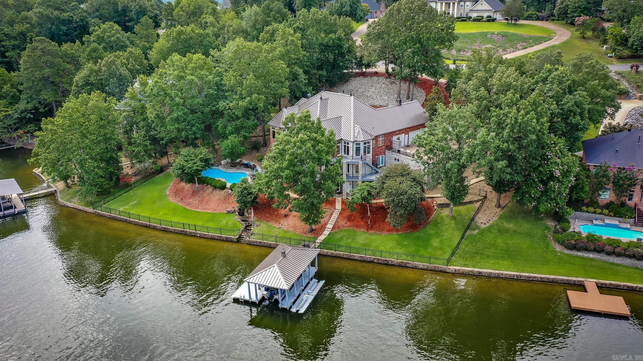 81 Stonegate Terrace