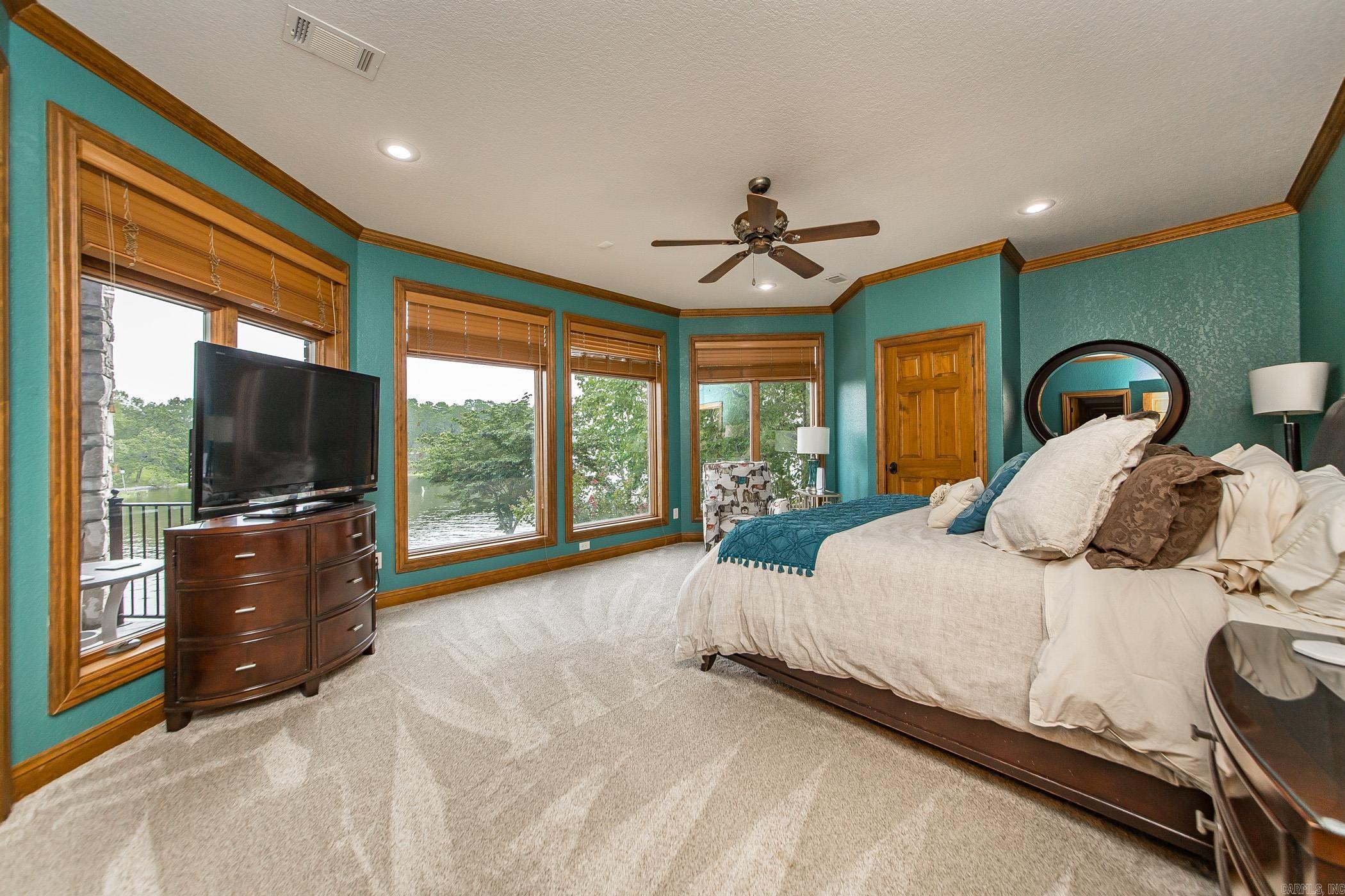 81 Stonegate Terrace