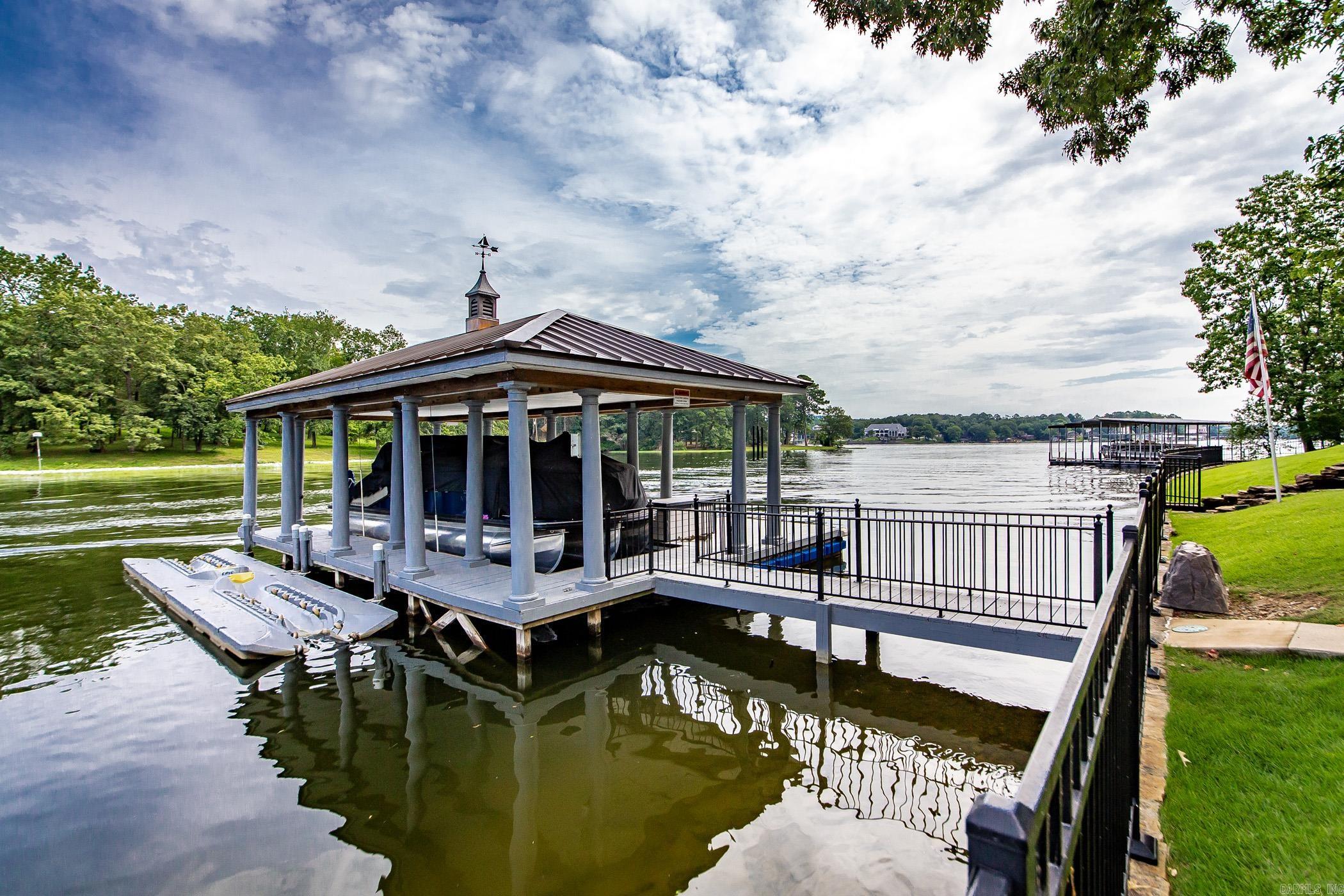 81 Stonegate Terrace