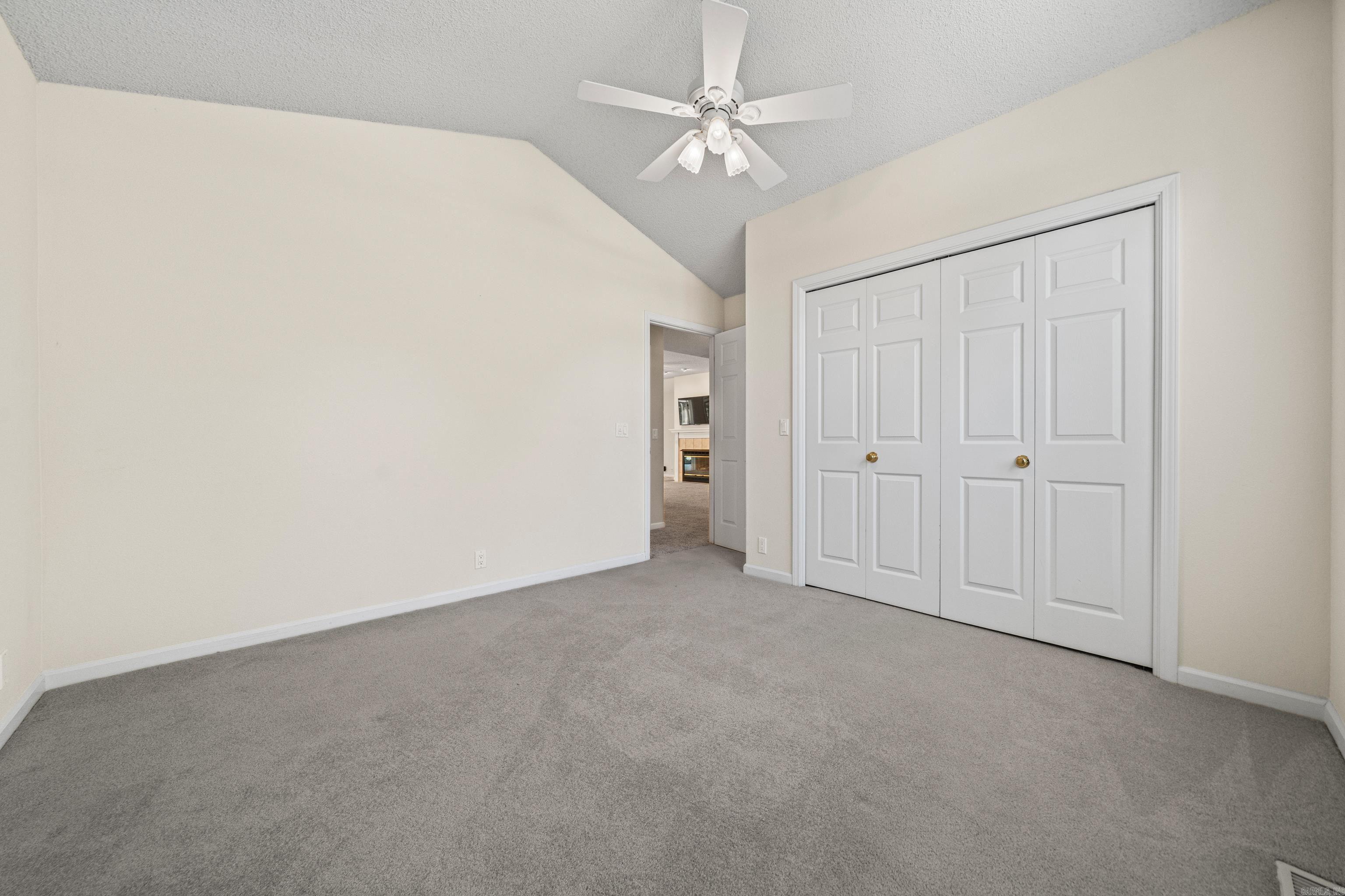 13 Arista Lane