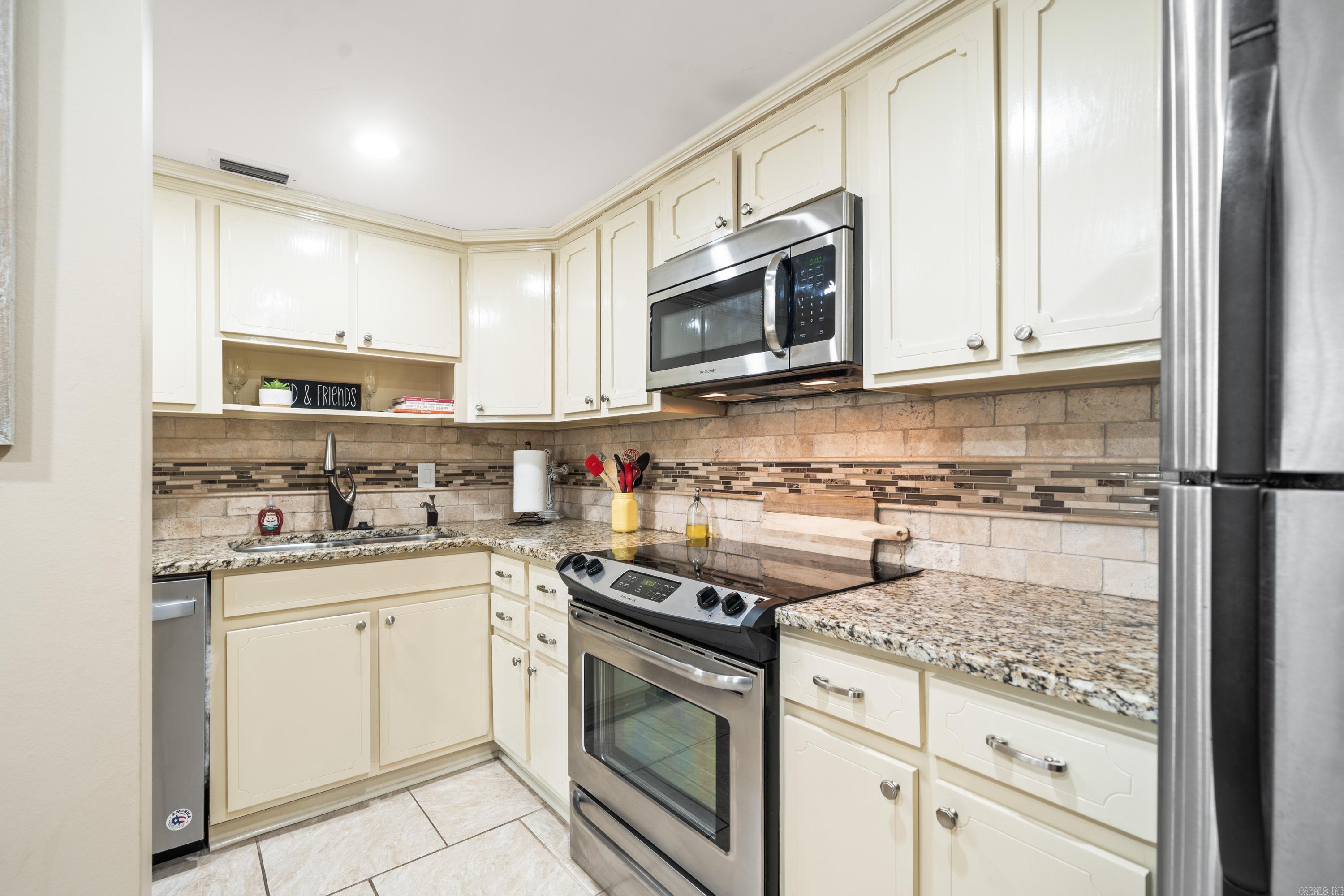 740 Weston Road Unit: 311