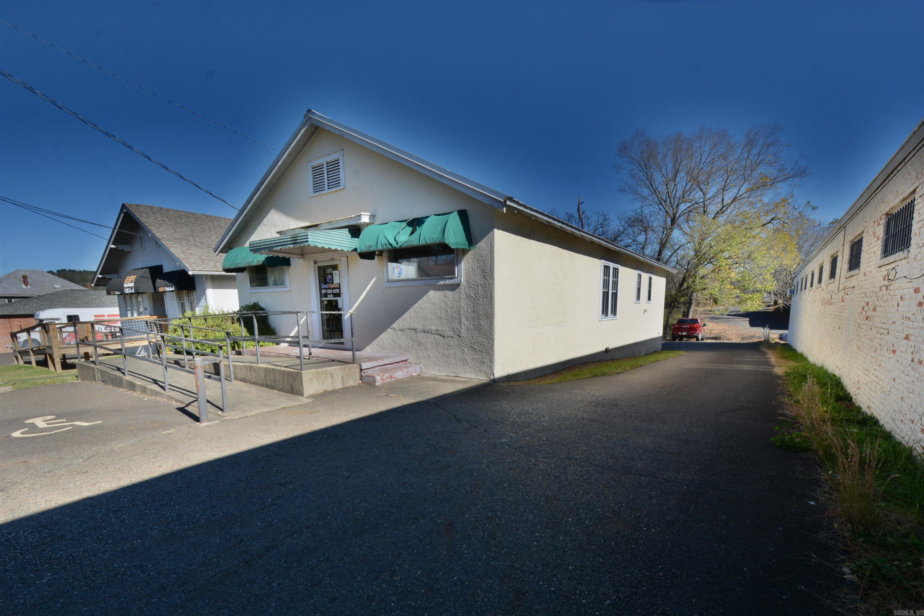 1419 CENTRAL Avenue