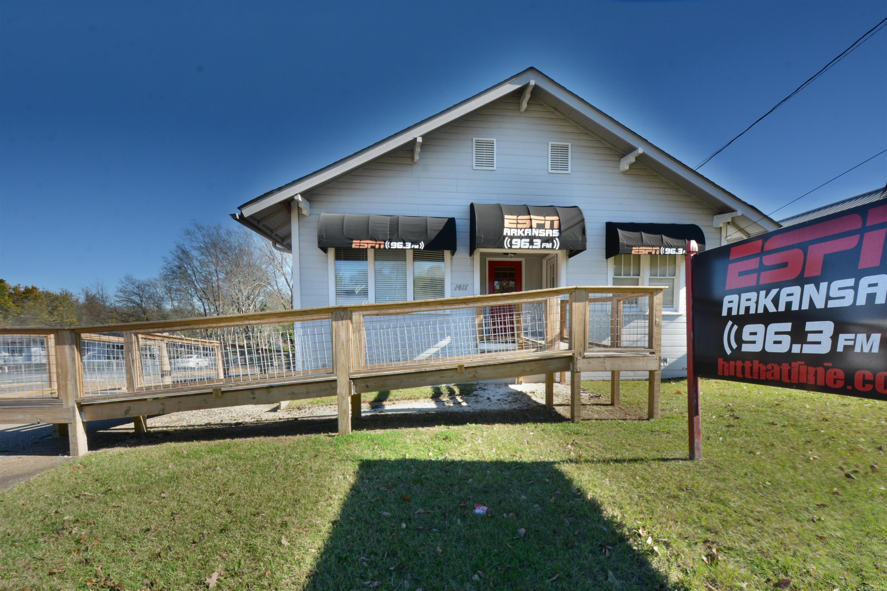 1411 CENTRAL Avenue