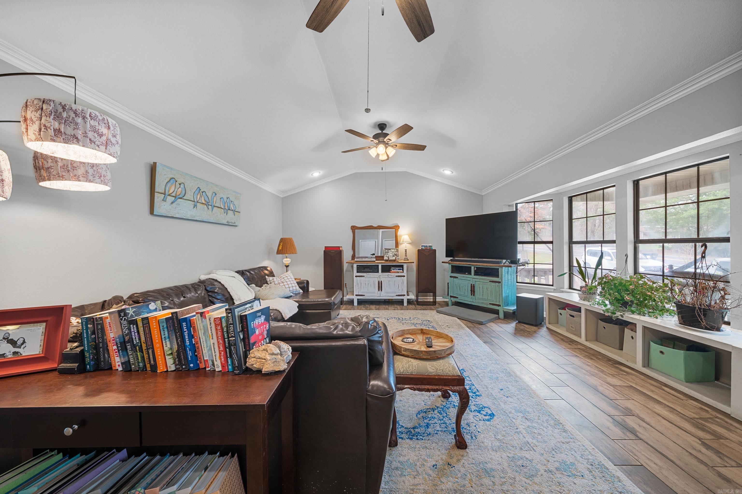 1030 Sunshine Road
