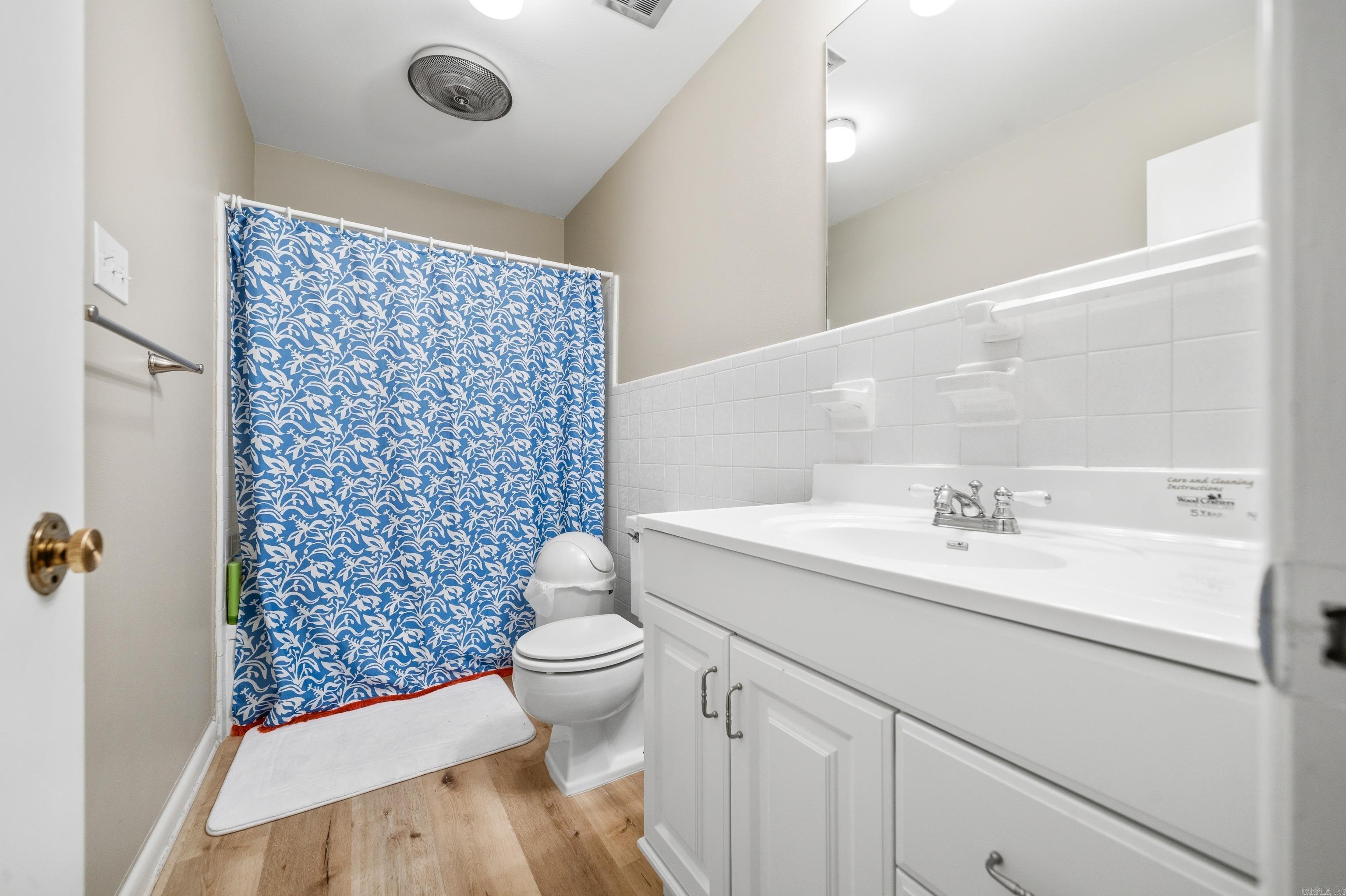 651 Peninsula Unit: 28