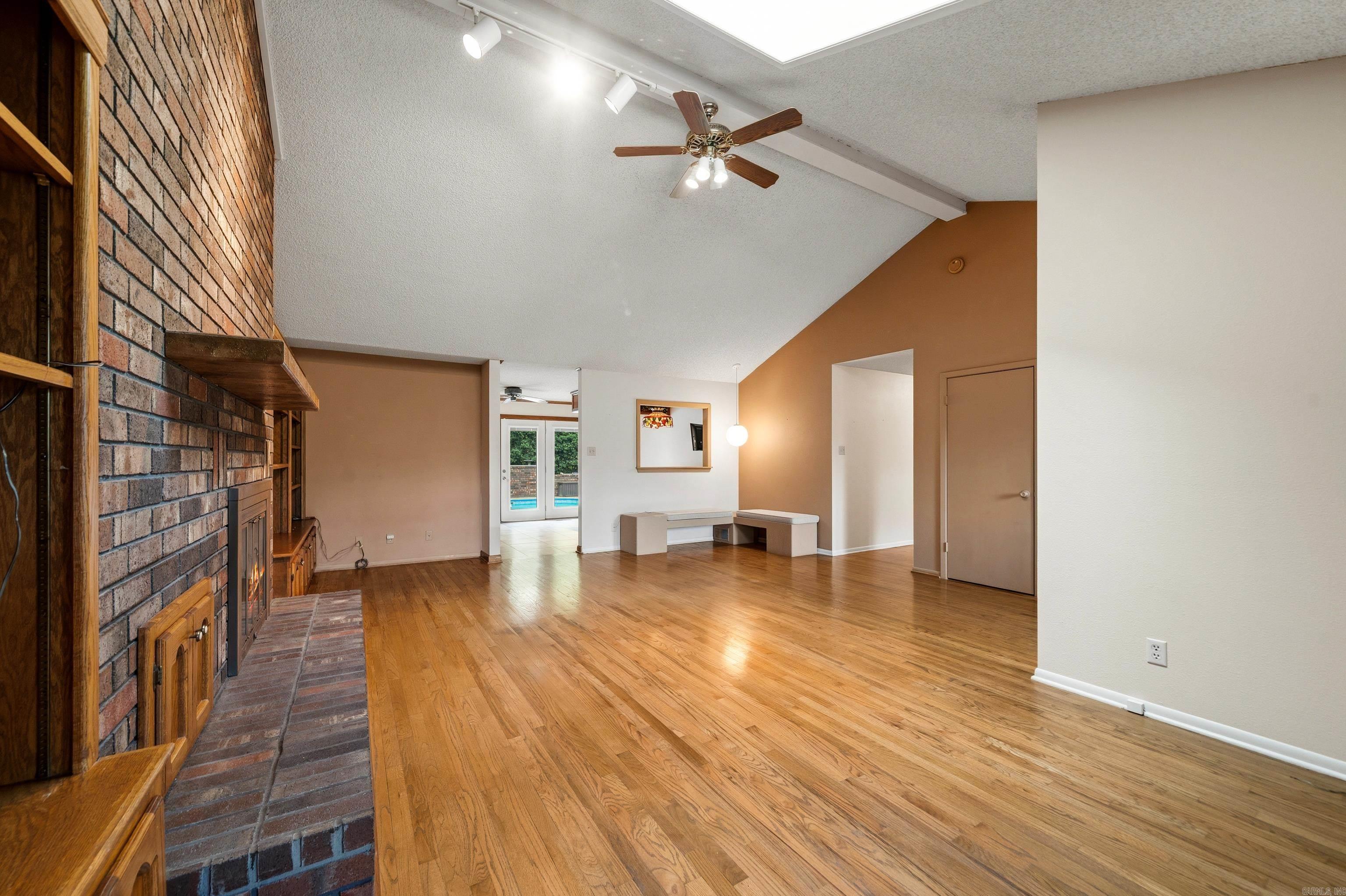 103 Fox Creek Court