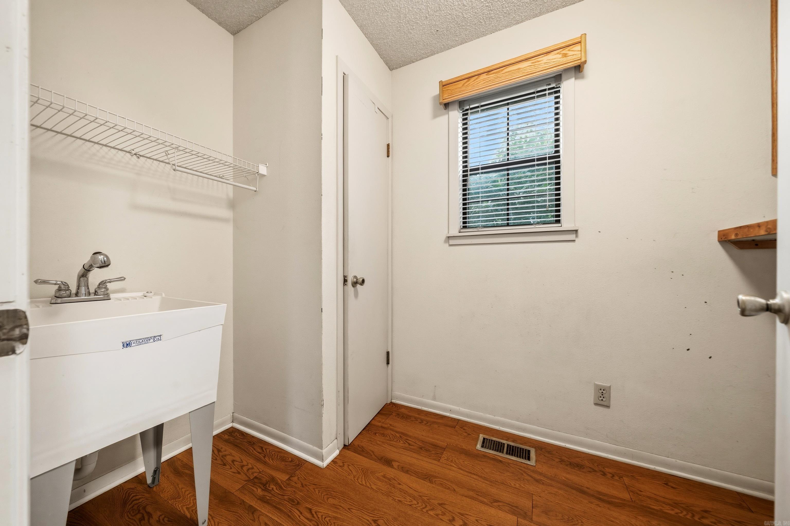 103 Fox Creek Court