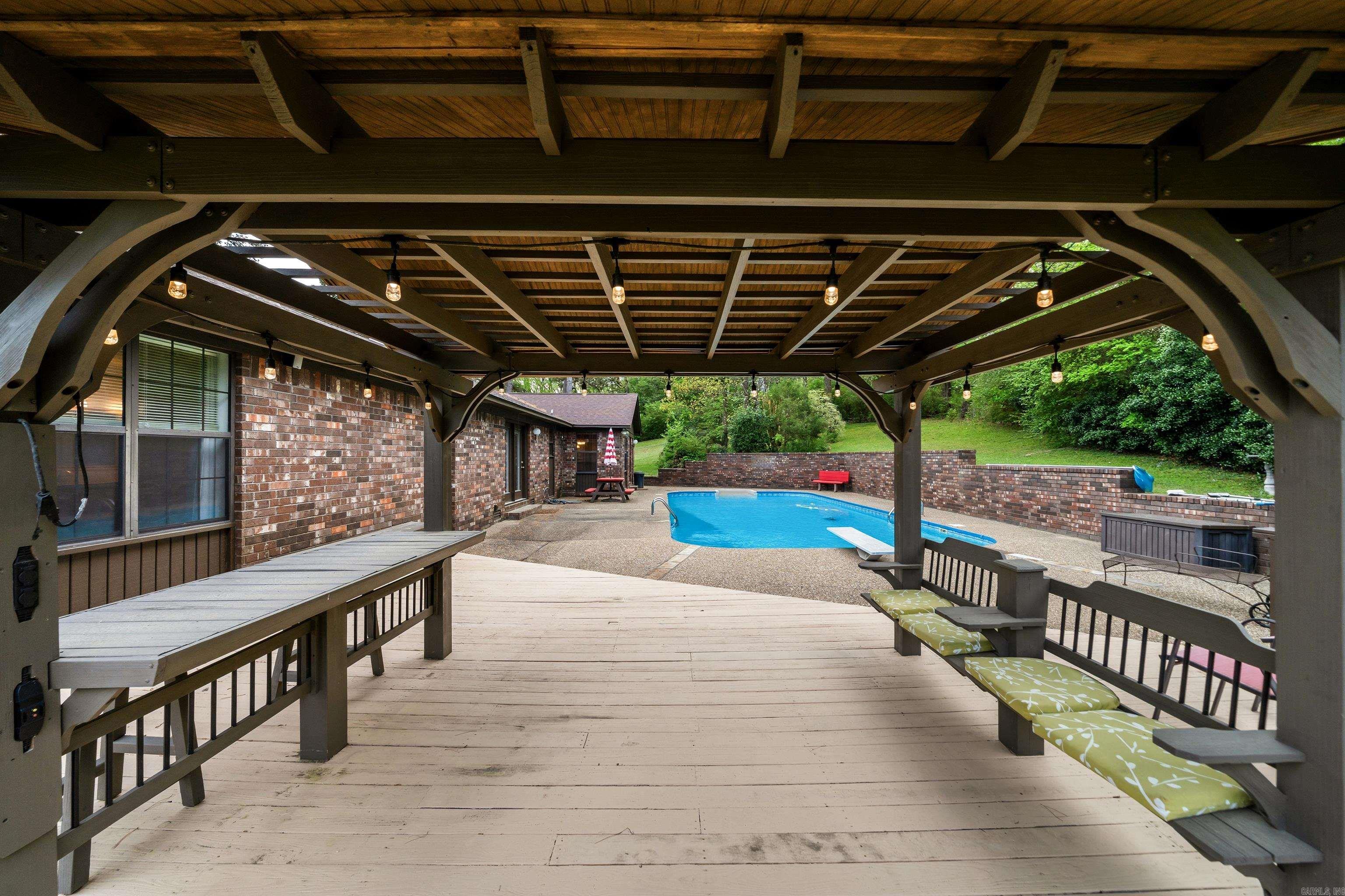 103 Fox Creek Court