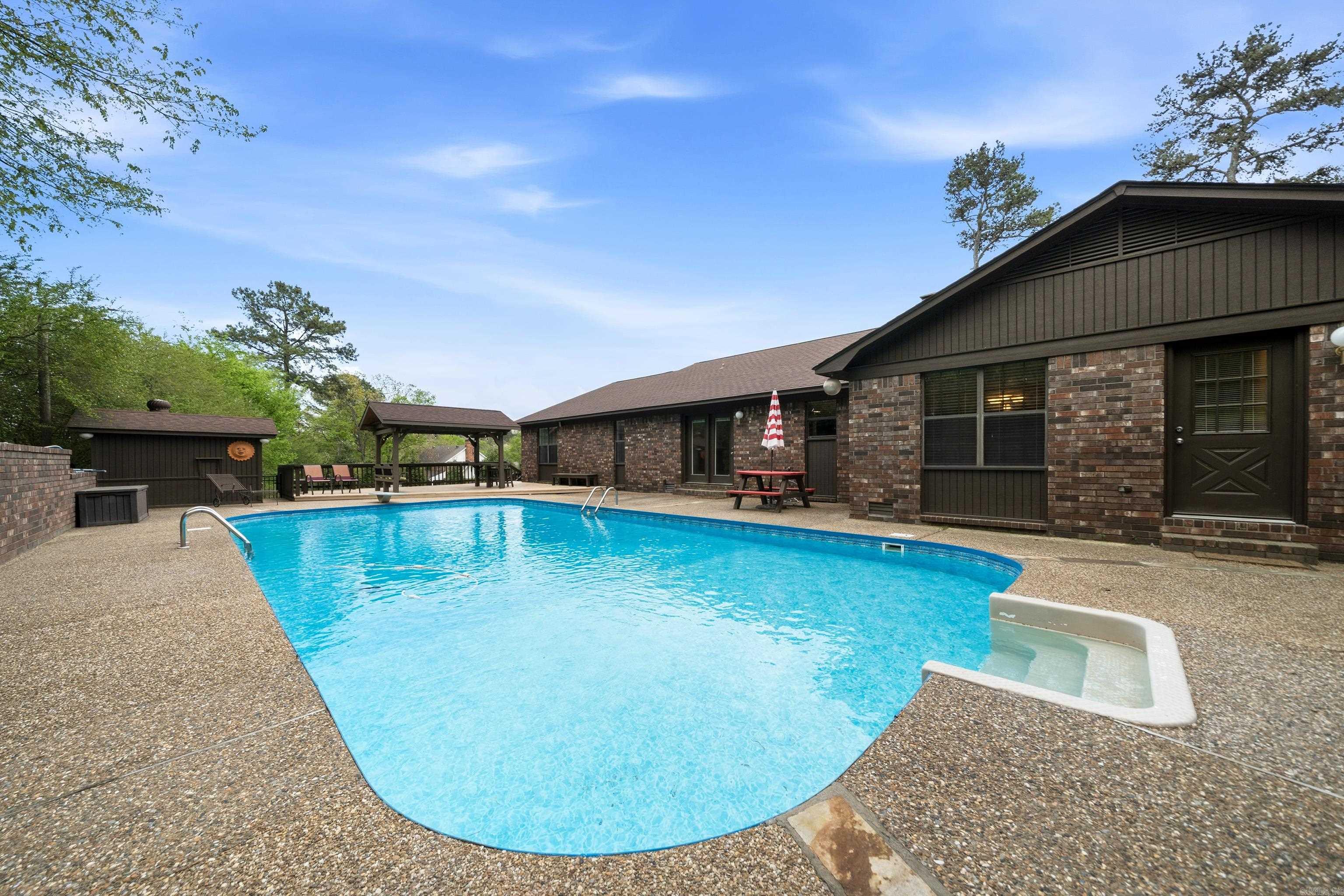 103 Fox Creek Court