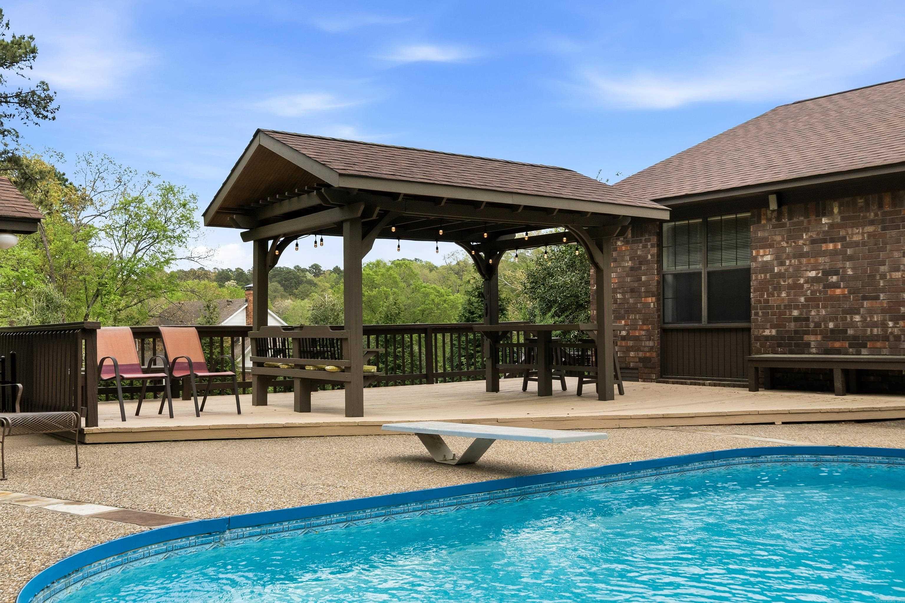 103 Fox Creek Court