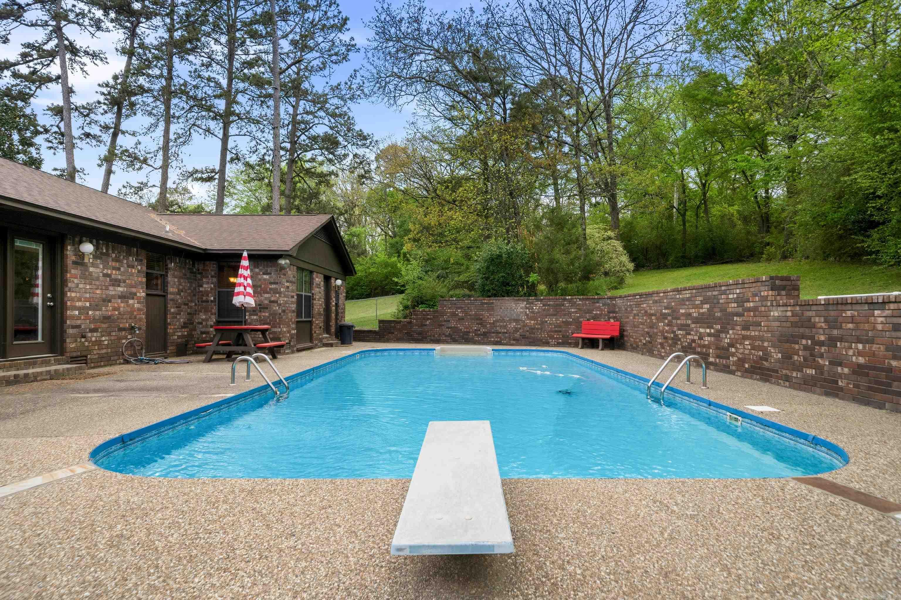103 Fox Creek Court