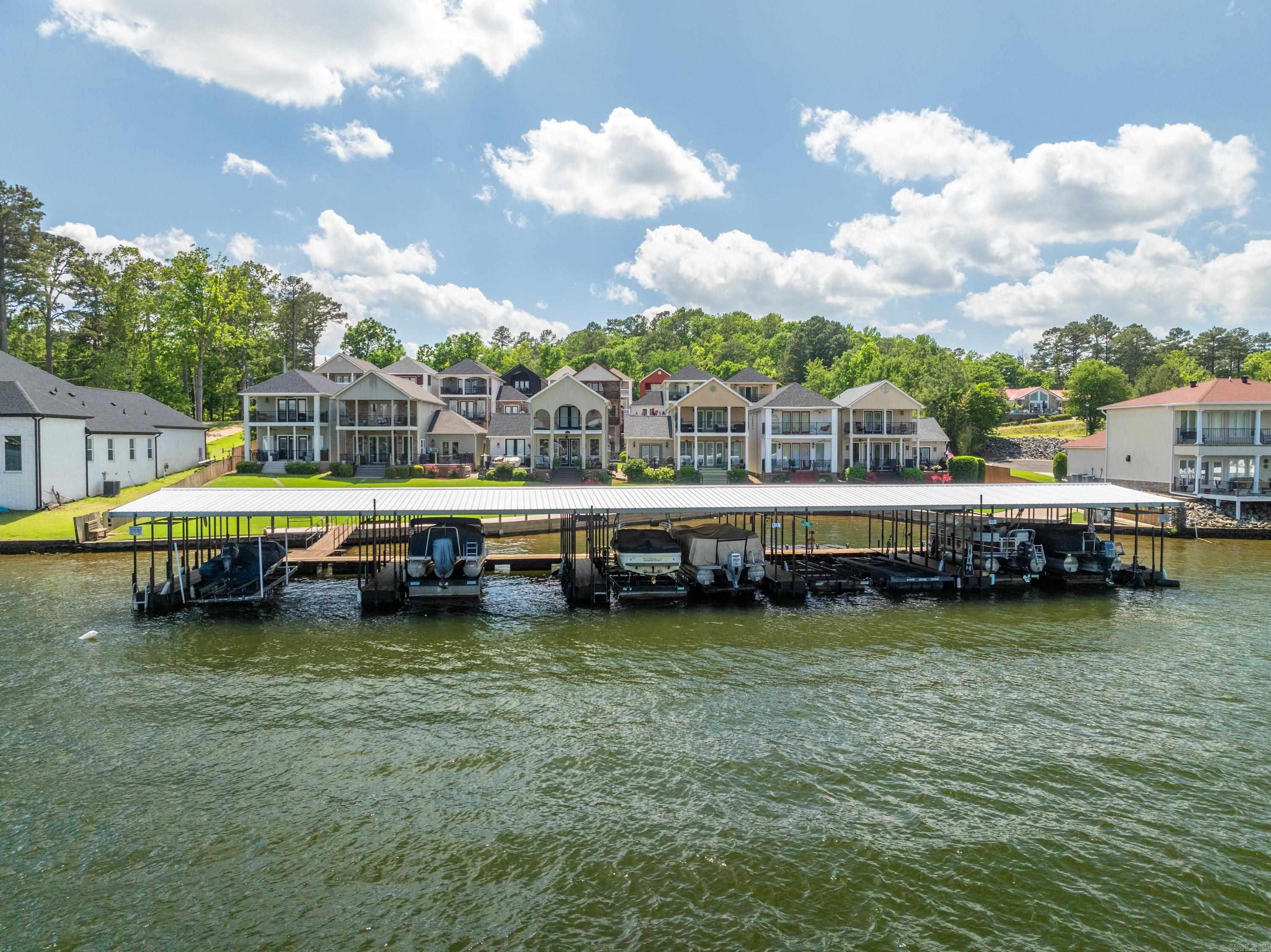 102 Eagle View Point