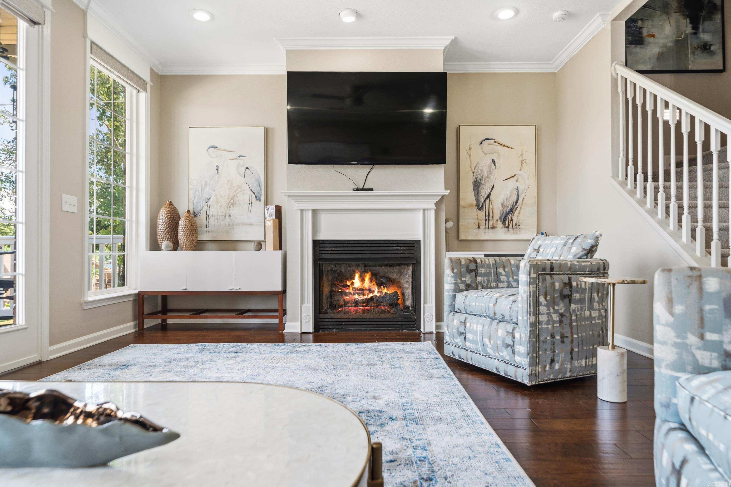 102 Eagle View Point