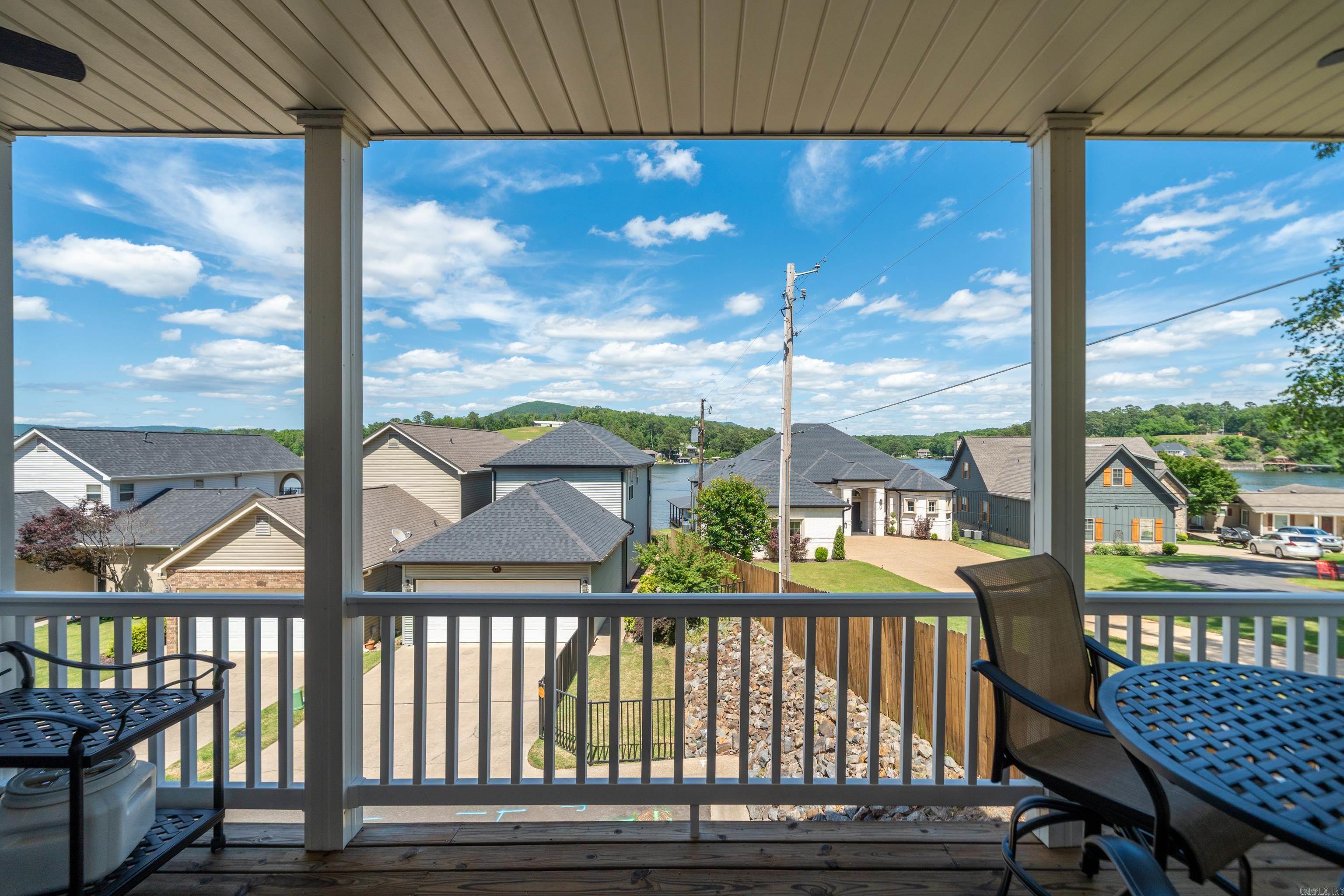 102 Eagle View Point