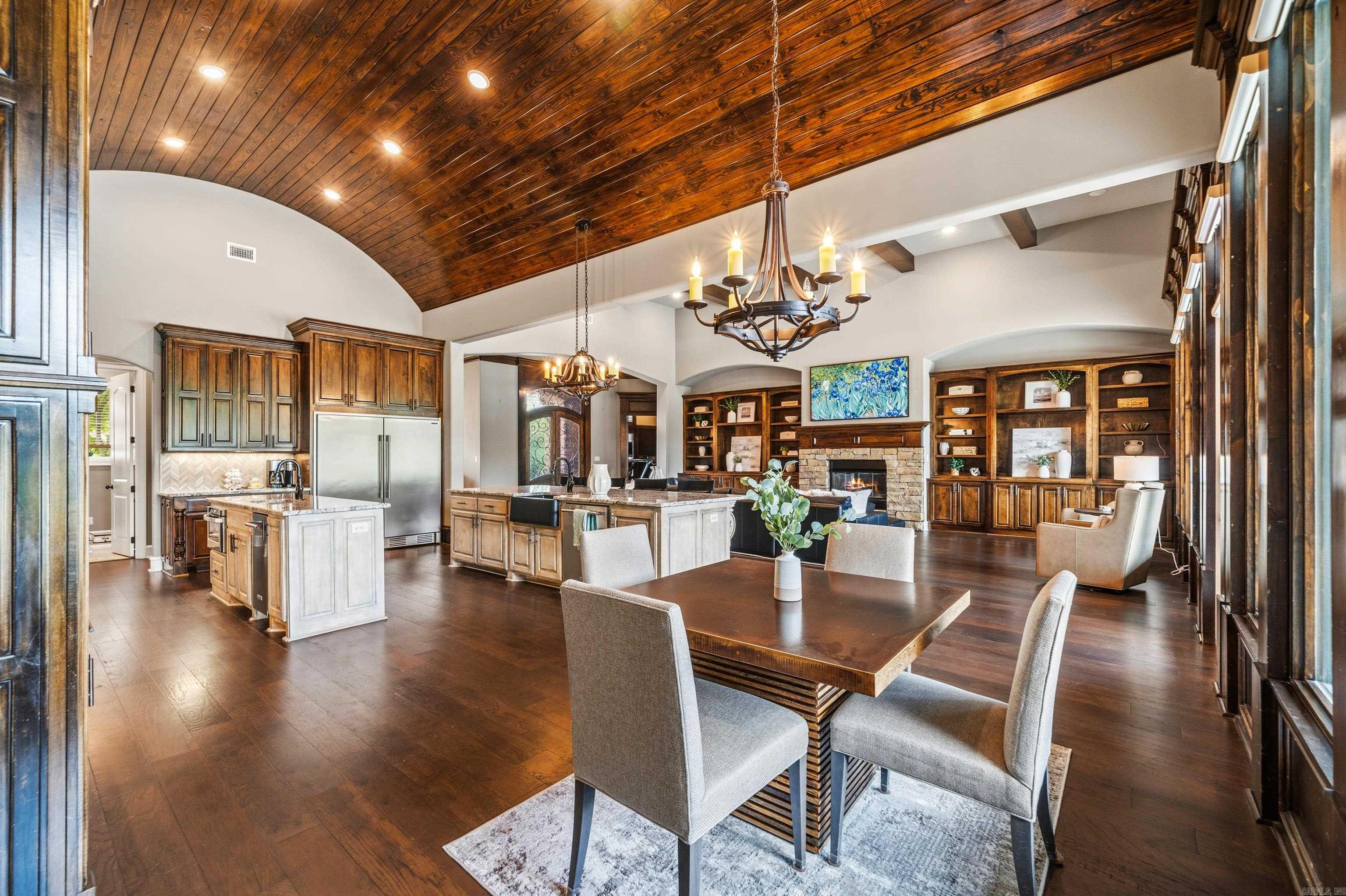 352 Arlington Park Court