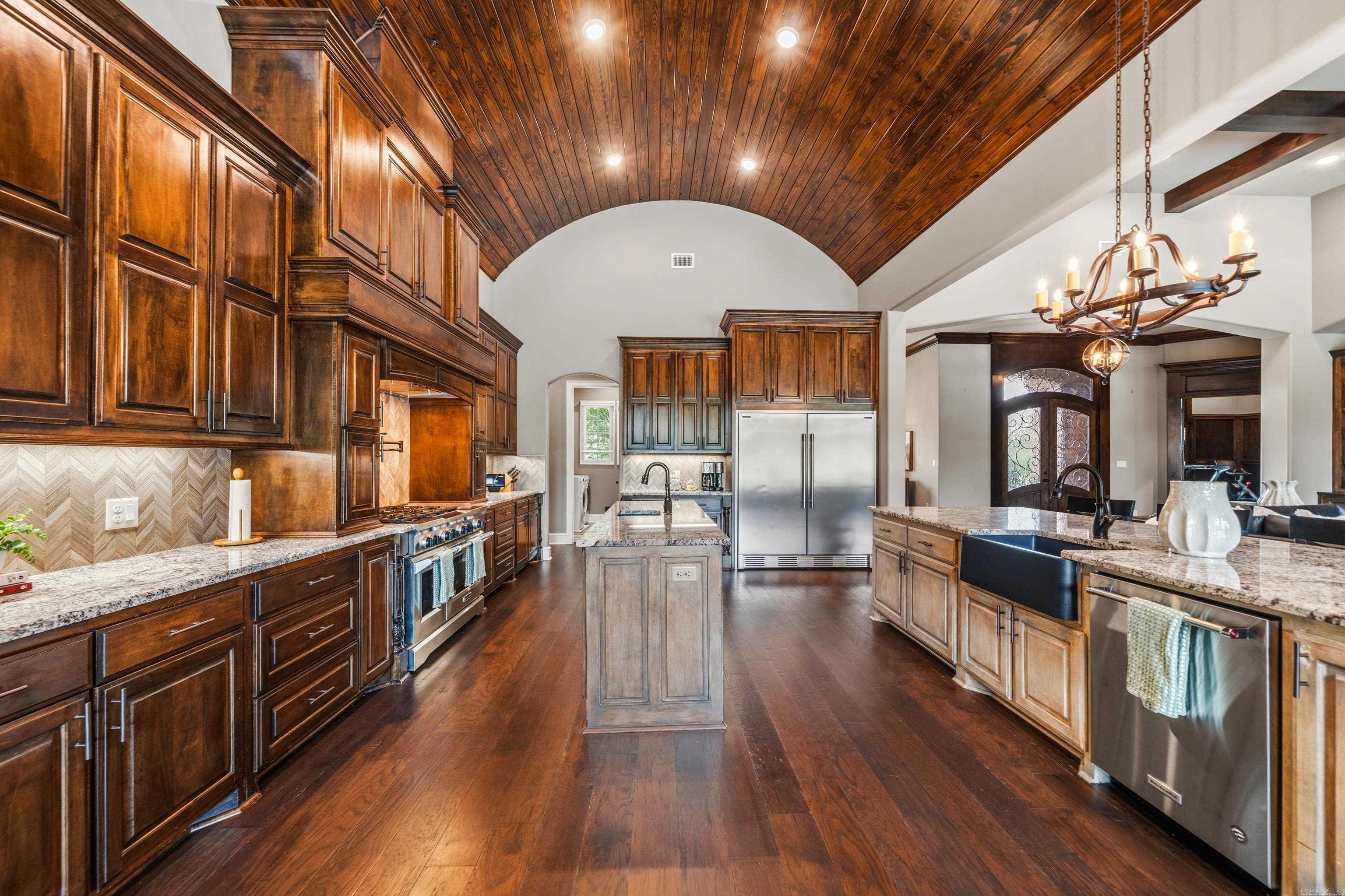 352 Arlington Park Court