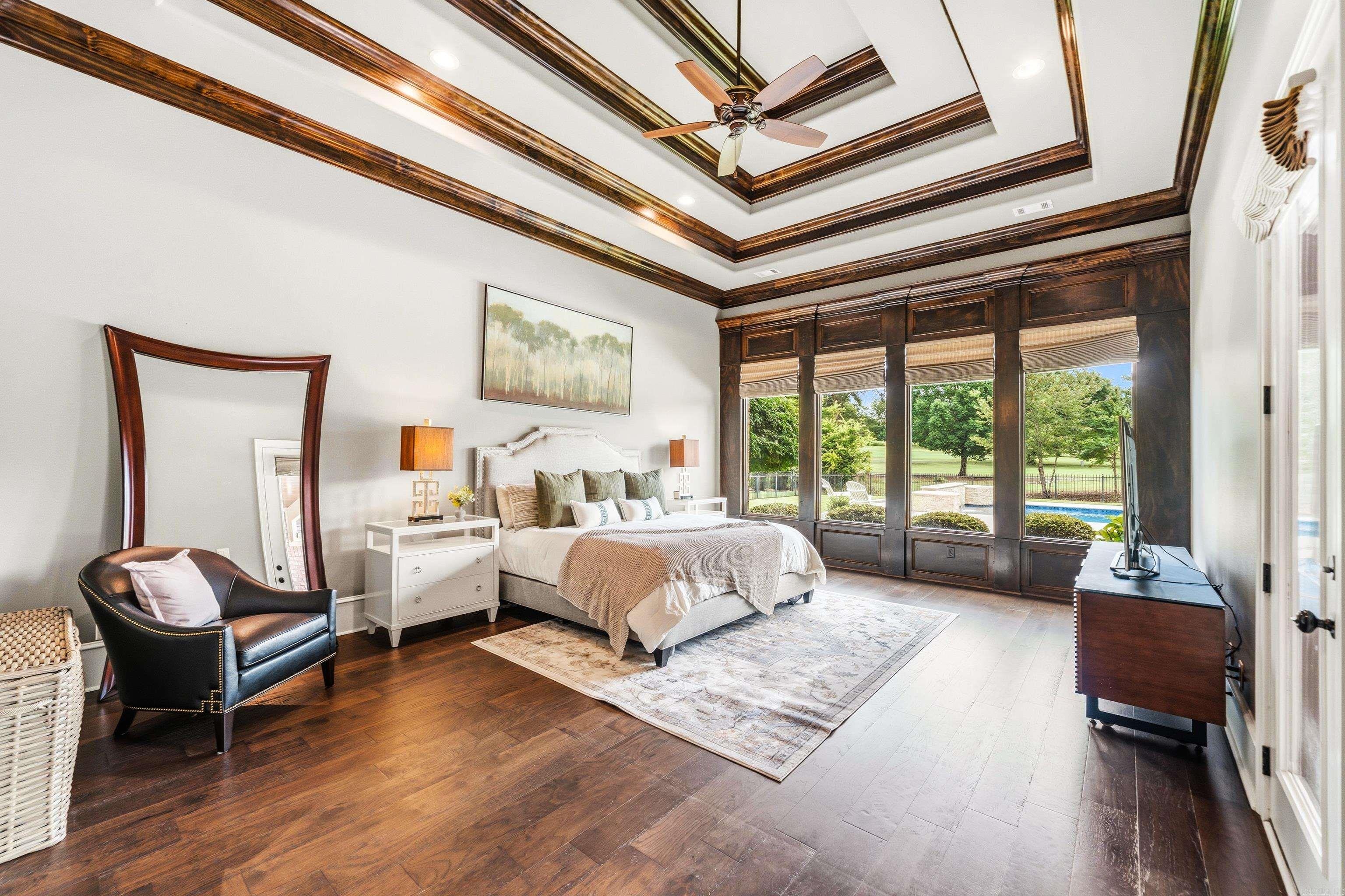 352 Arlington Park Court