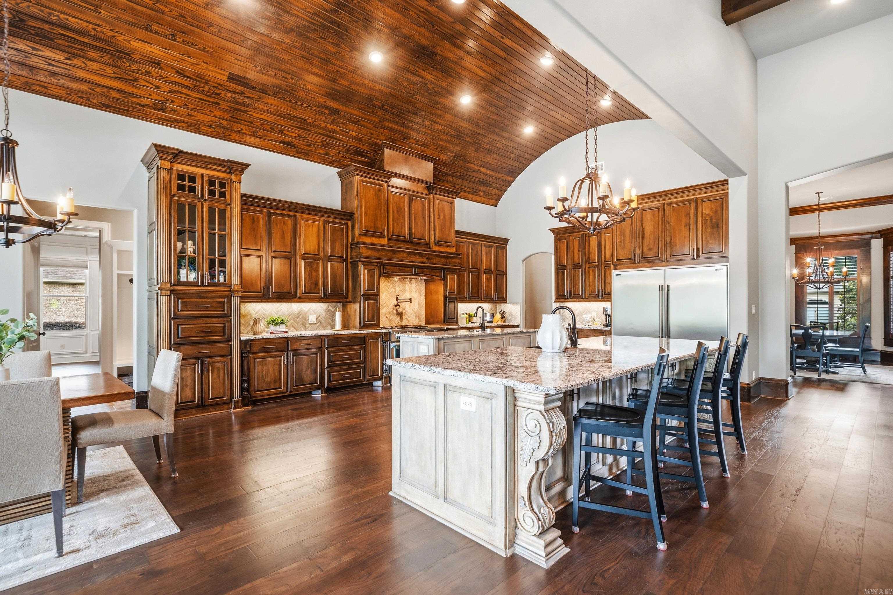352 Arlington Park Court