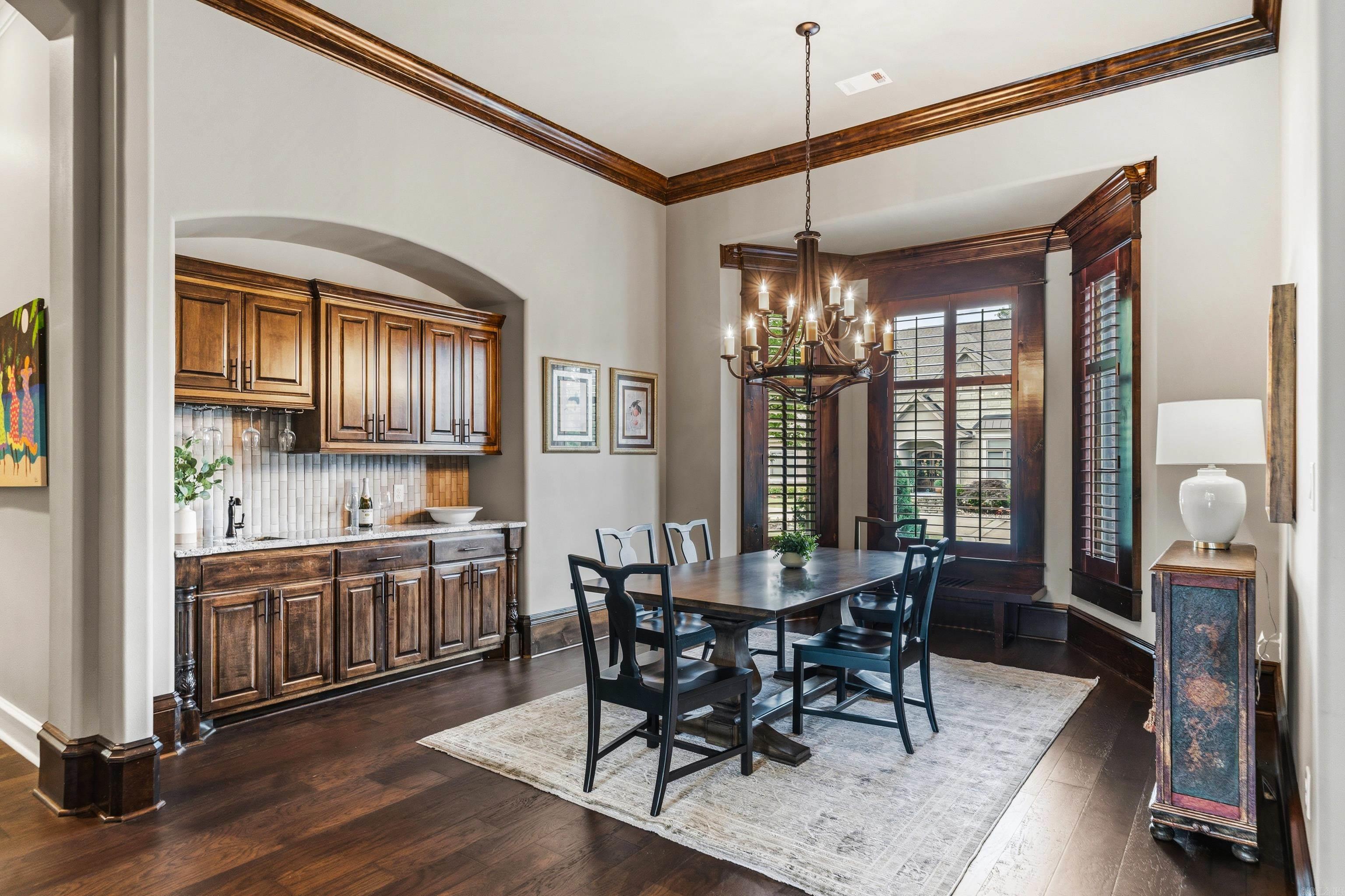352 Arlington Park Court