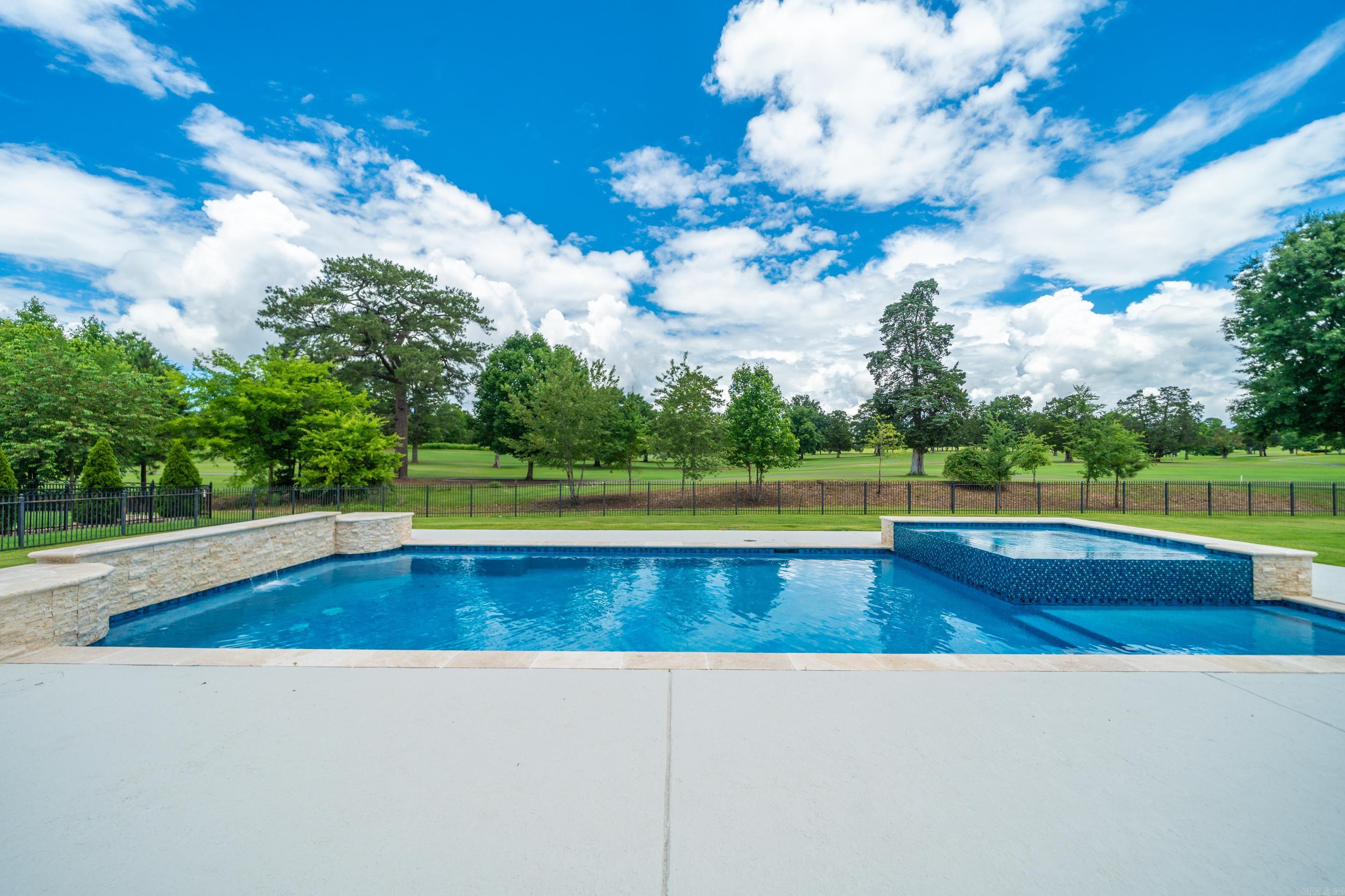 352 Arlington Park Court