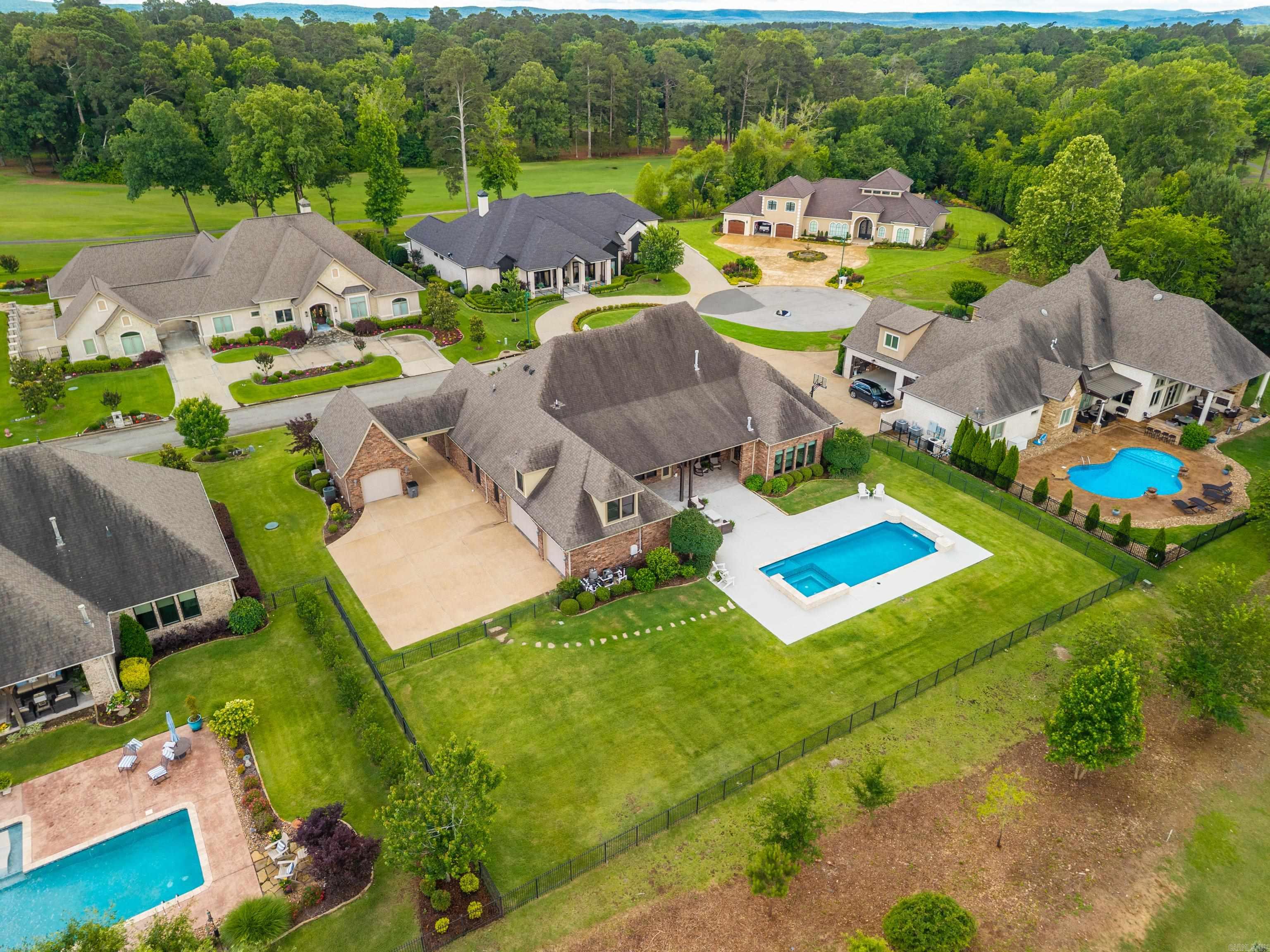 352 Arlington Park Court