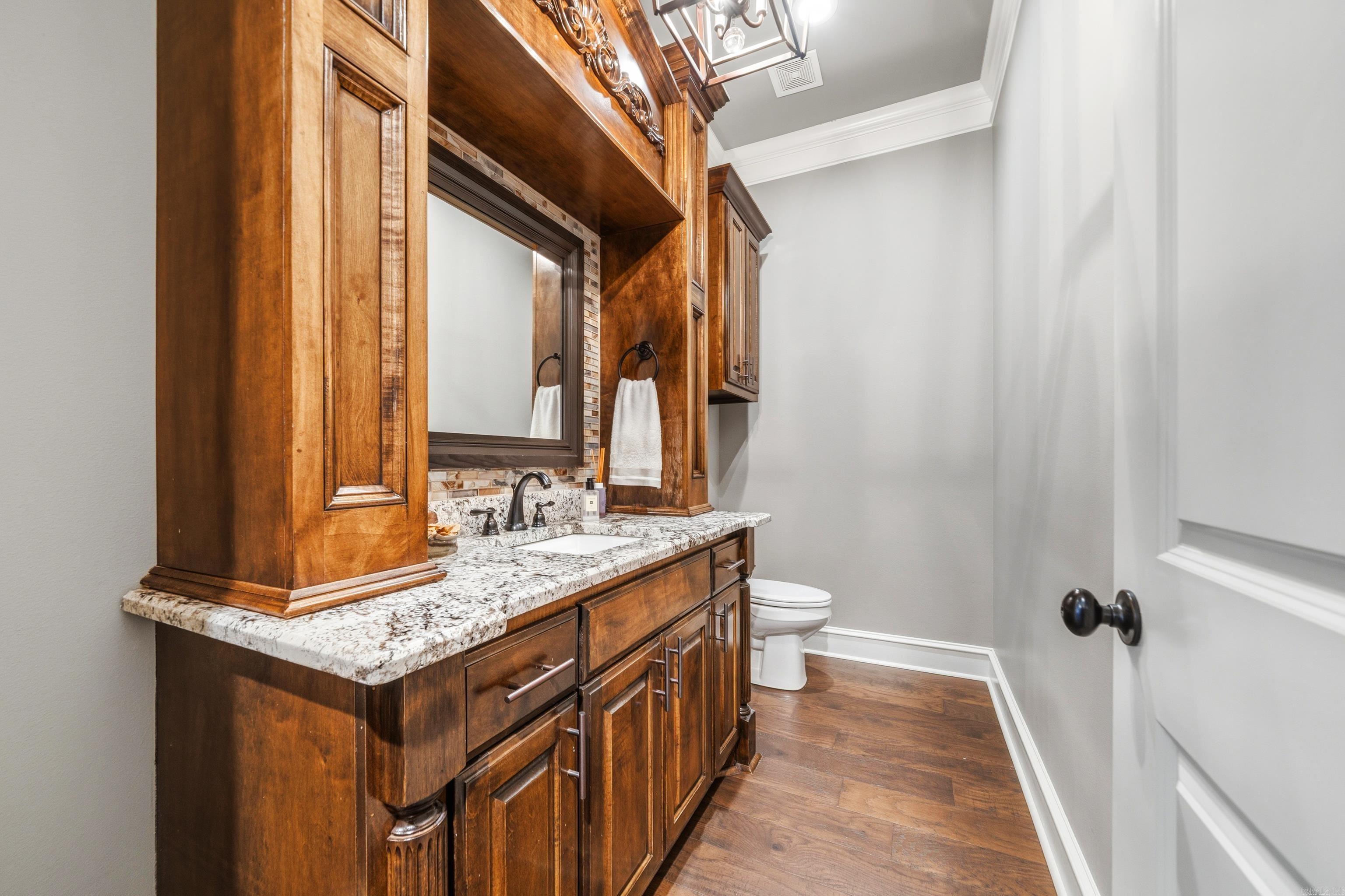 352 Arlington Park Court