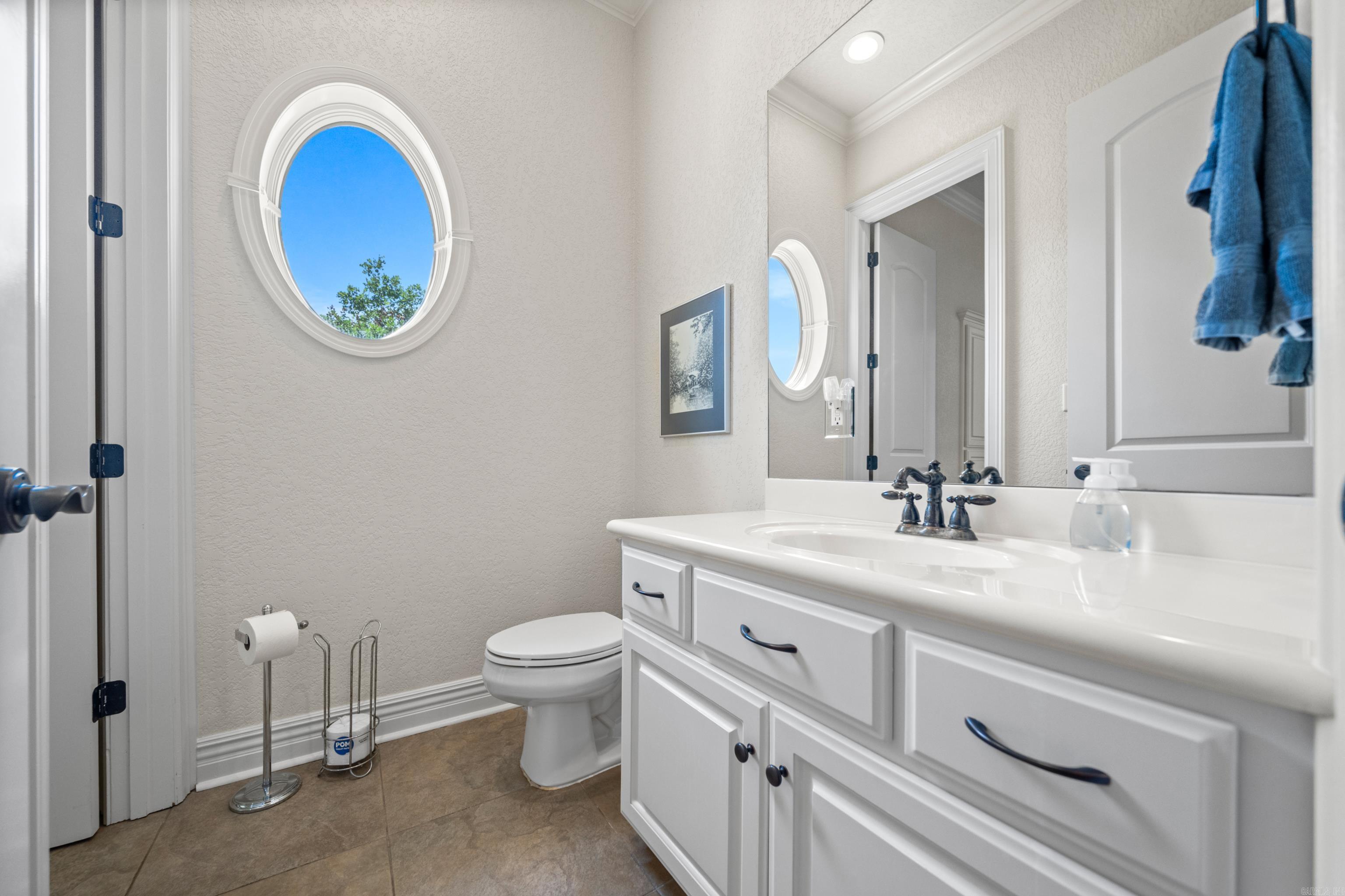109 Roadrunner Point