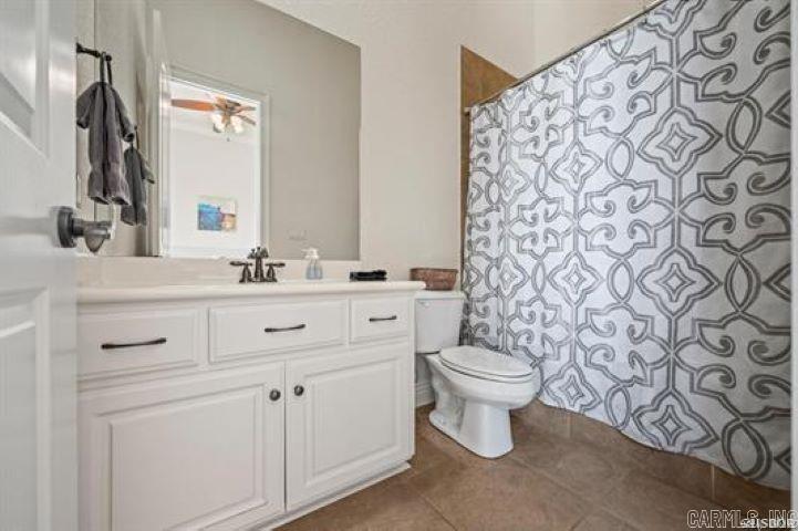 109 Roadrunner Point