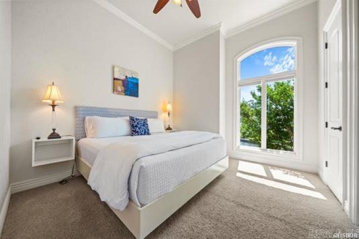 109 Roadrunner Point