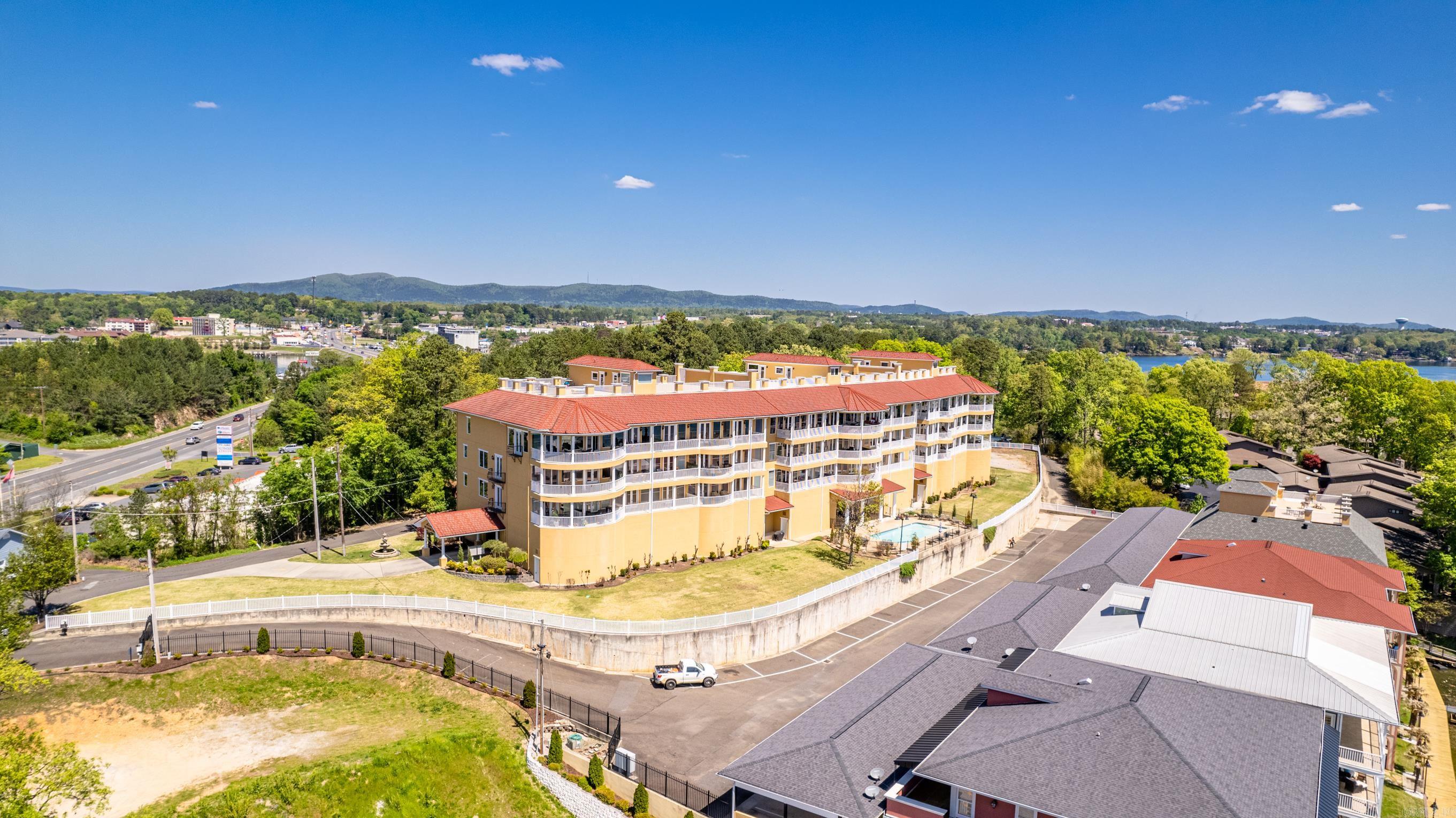 130 Grand Isle Drive Unit: 1D